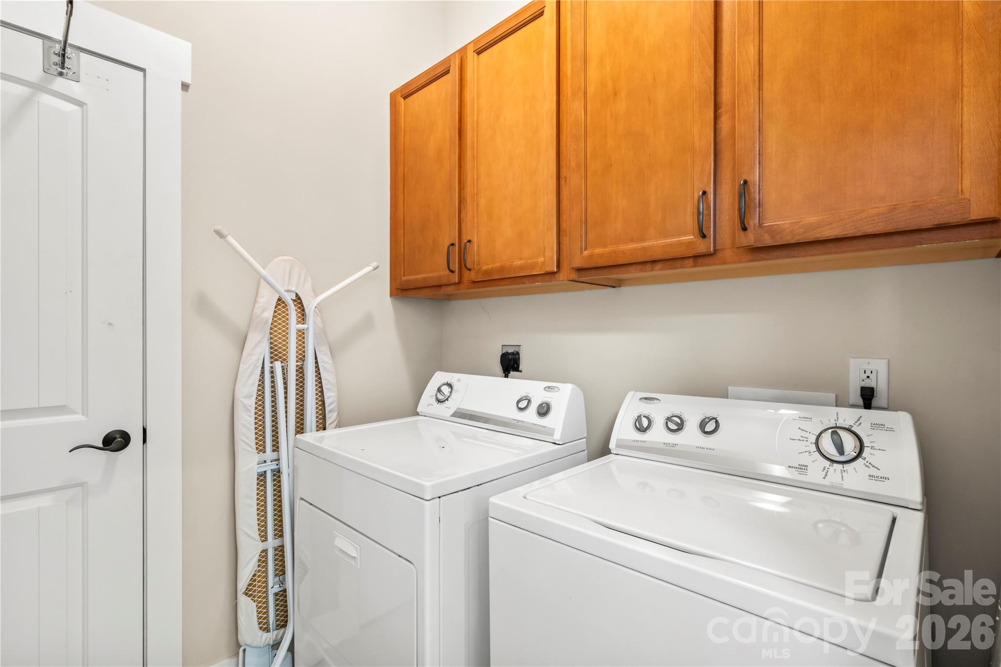 Single Family Residence at 27 Dreambird Drive, Leicester, photo 22 of 34