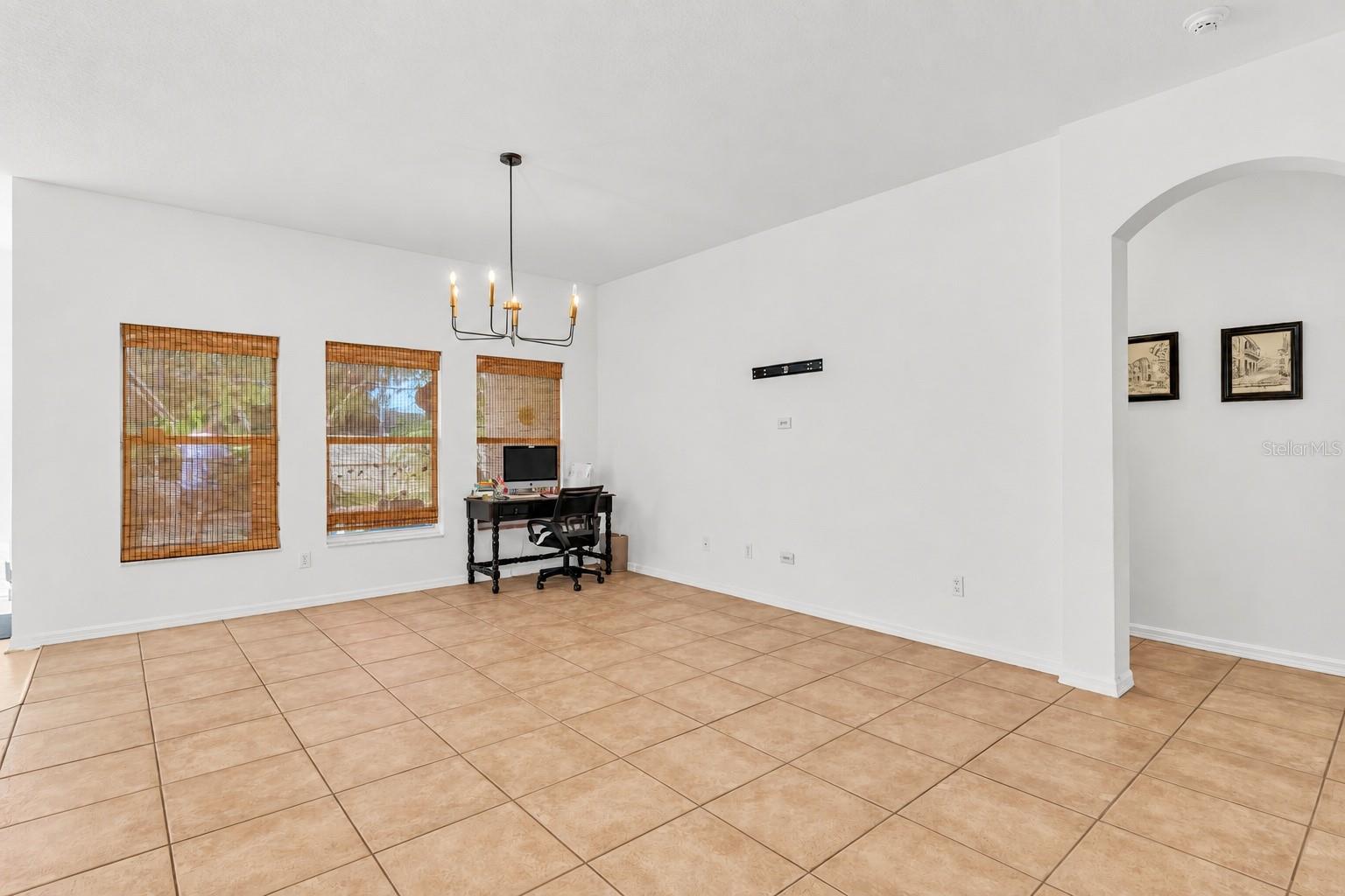 Single Family Residence at 13738 EDEN ISLE BLVD, WINDERMERE, photo 11 of 47