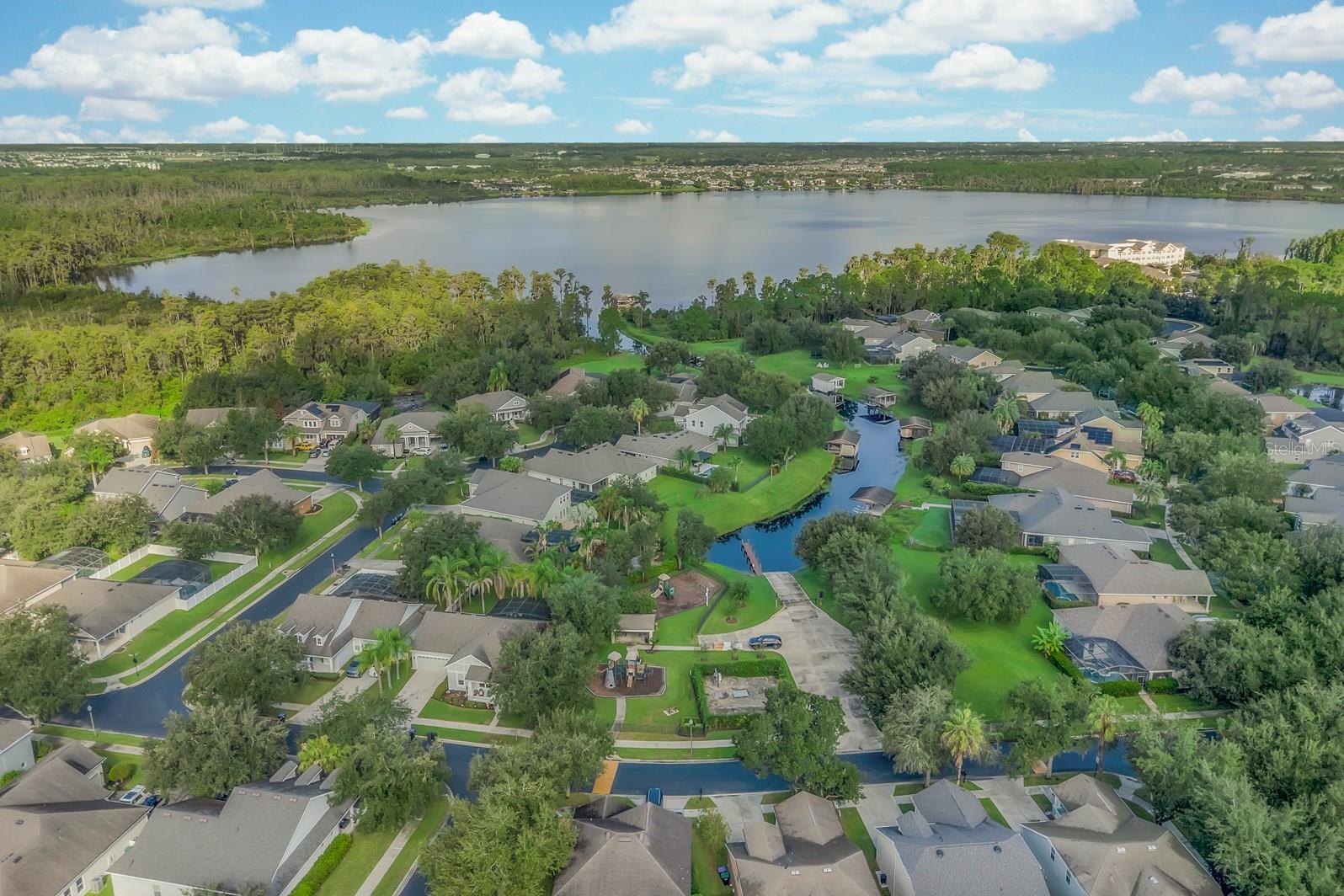 Single Family Residence at 13738 EDEN ISLE BLVD, WINDERMERE, photo 44 of 47