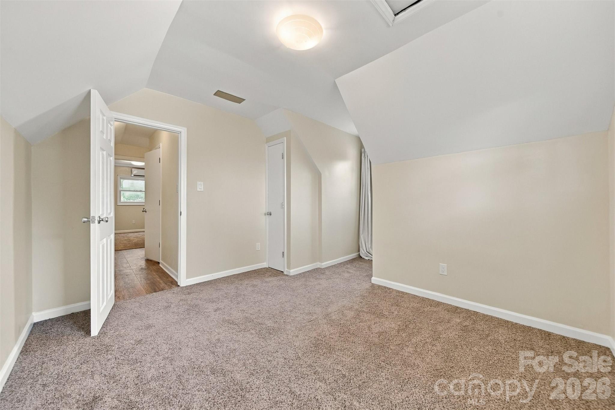 Single Family Residence at 861 8th Street Place SE, Hickory, photo 17 of 31