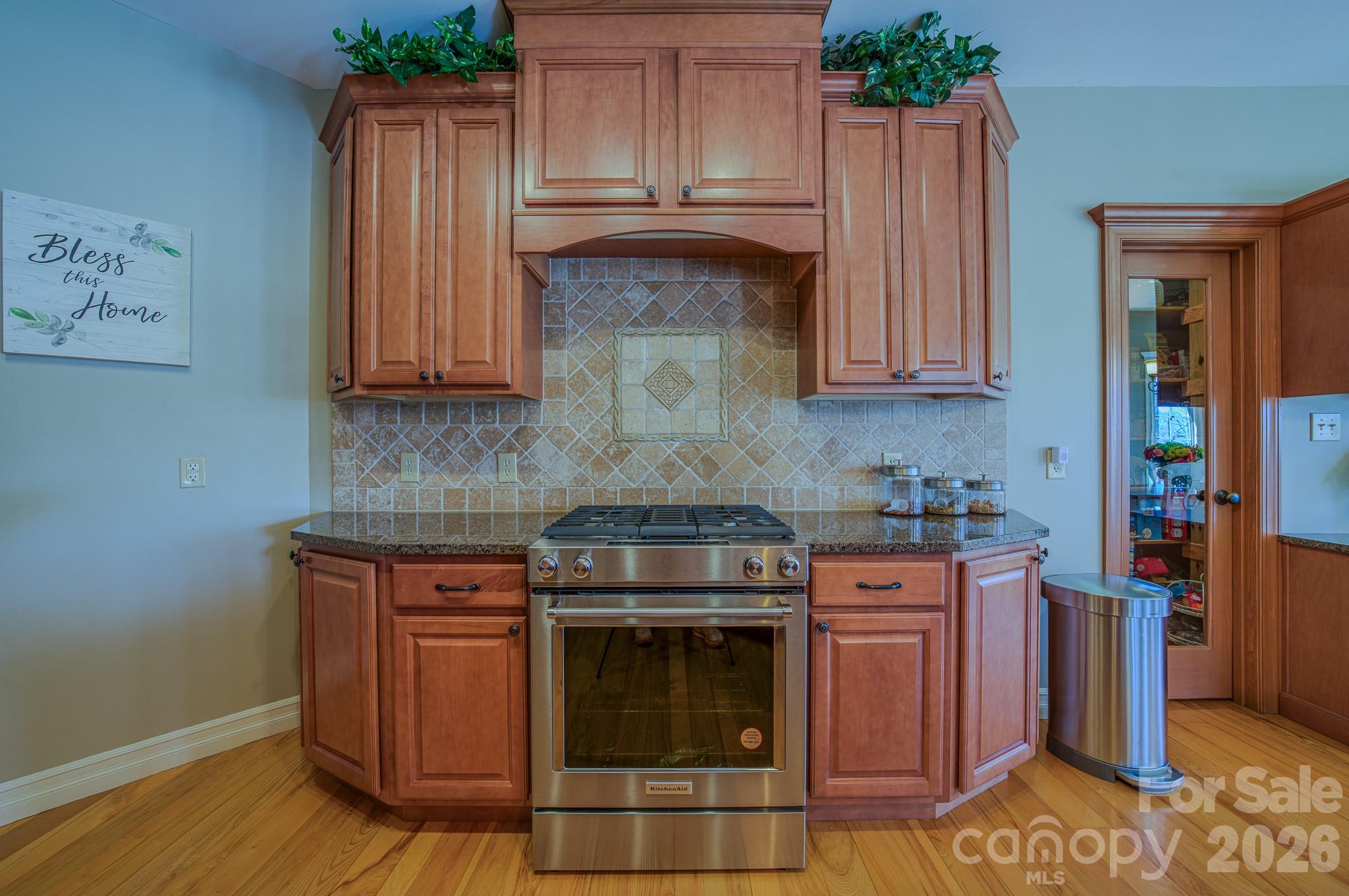 Kitchen - 3975 Plantation Drive, Morganton
