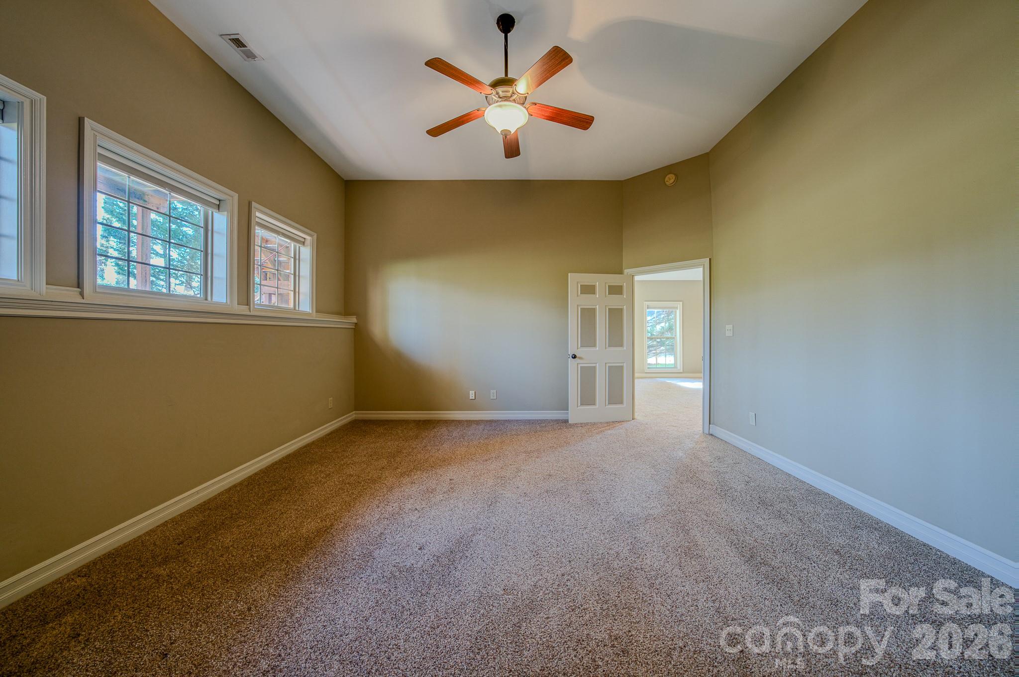 basement bonus room - 3975 Plantation Drive, Morganton