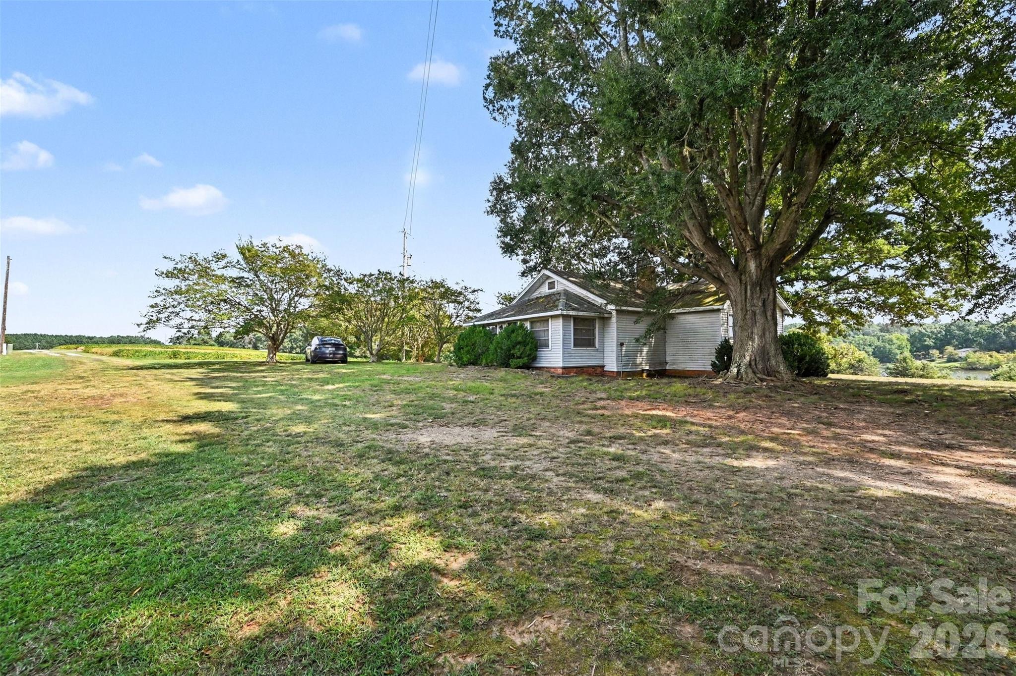 Single Family Residence at 1448 Tomberlin Road, Monroe, photo 3 of 23