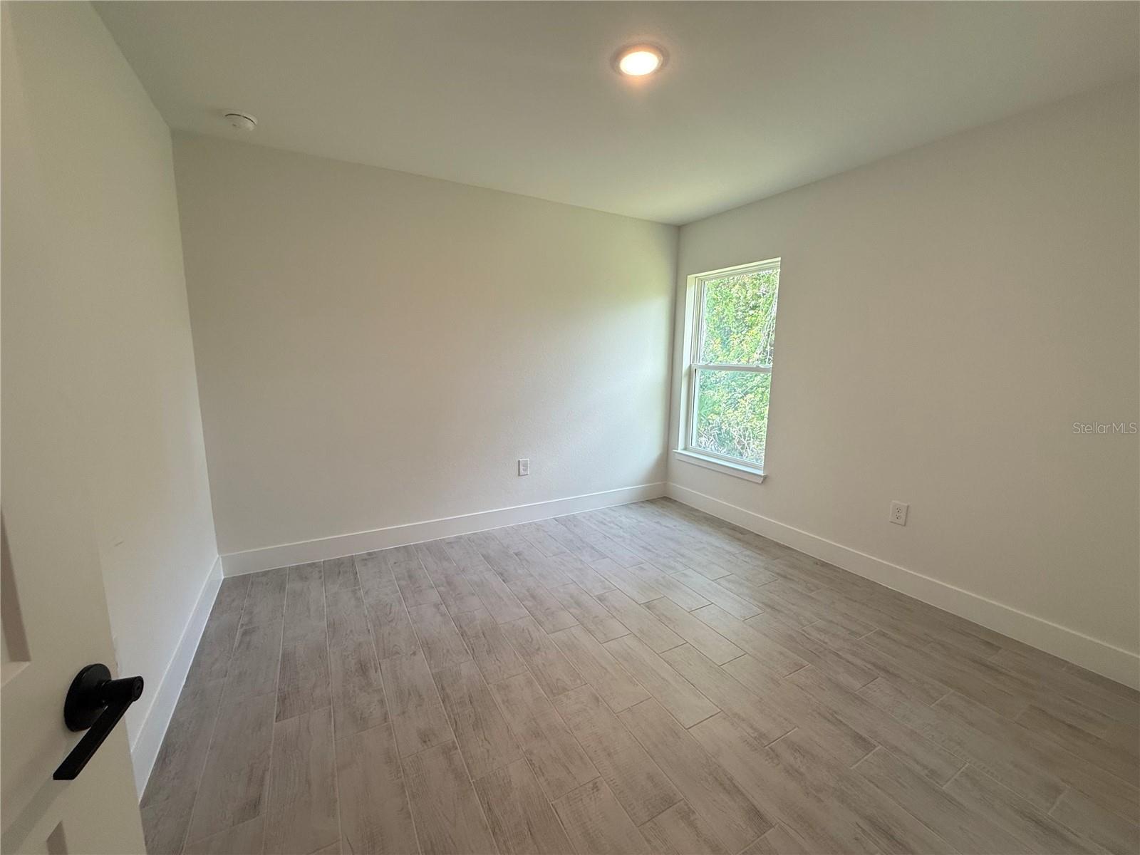 Single Family Residence at 15585 ALDAMA CIR, PORT CHARLOTTE, photo 12 of 25