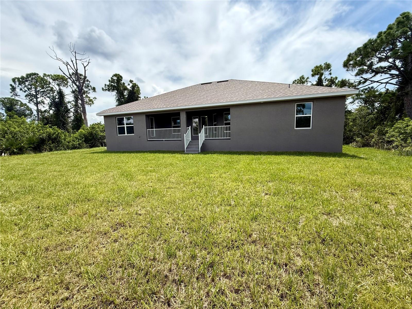 Single Family Residence at 15585 ALDAMA CIR, PORT CHARLOTTE, photo 23 of 25