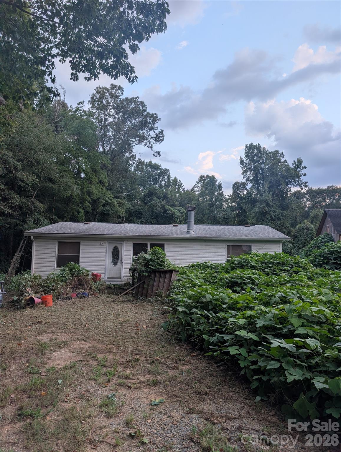 Single Family Residence at 5732 Daybrook Court, Stanley, photo 2 of 16