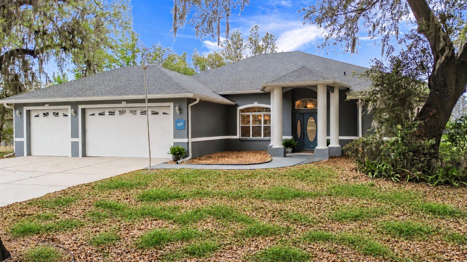 507 DOWLING CIR