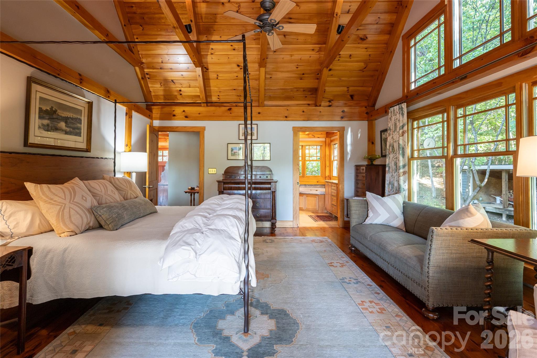 Primary suite - 137 Bear Landing Drive, Hendersonville