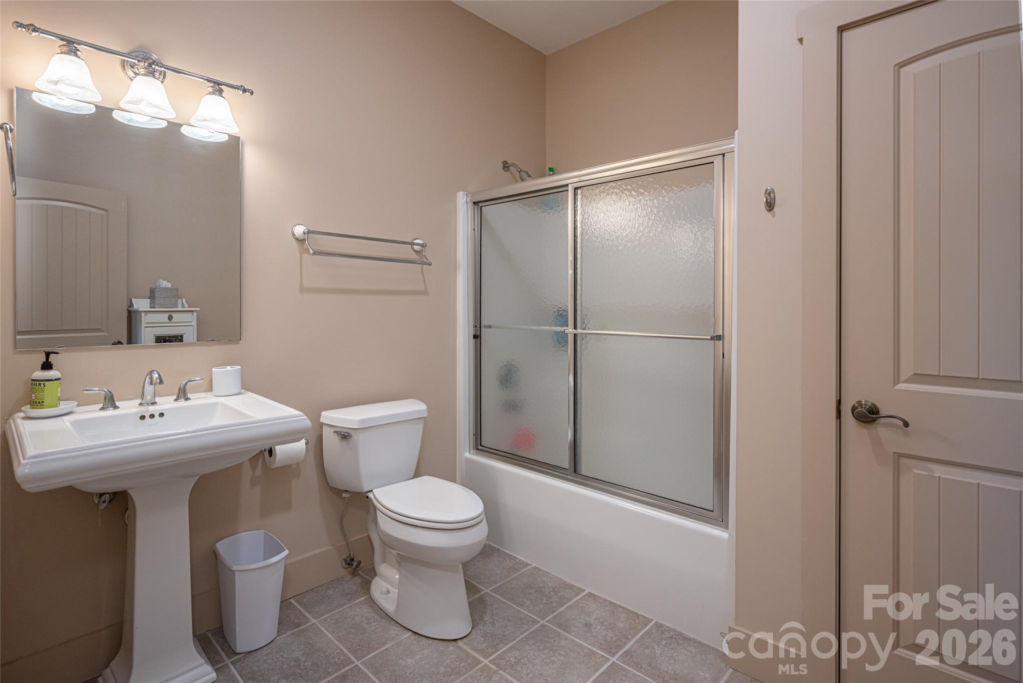 Lower level guest suite 2 - 137 Bear Landing Drive, Hendersonville