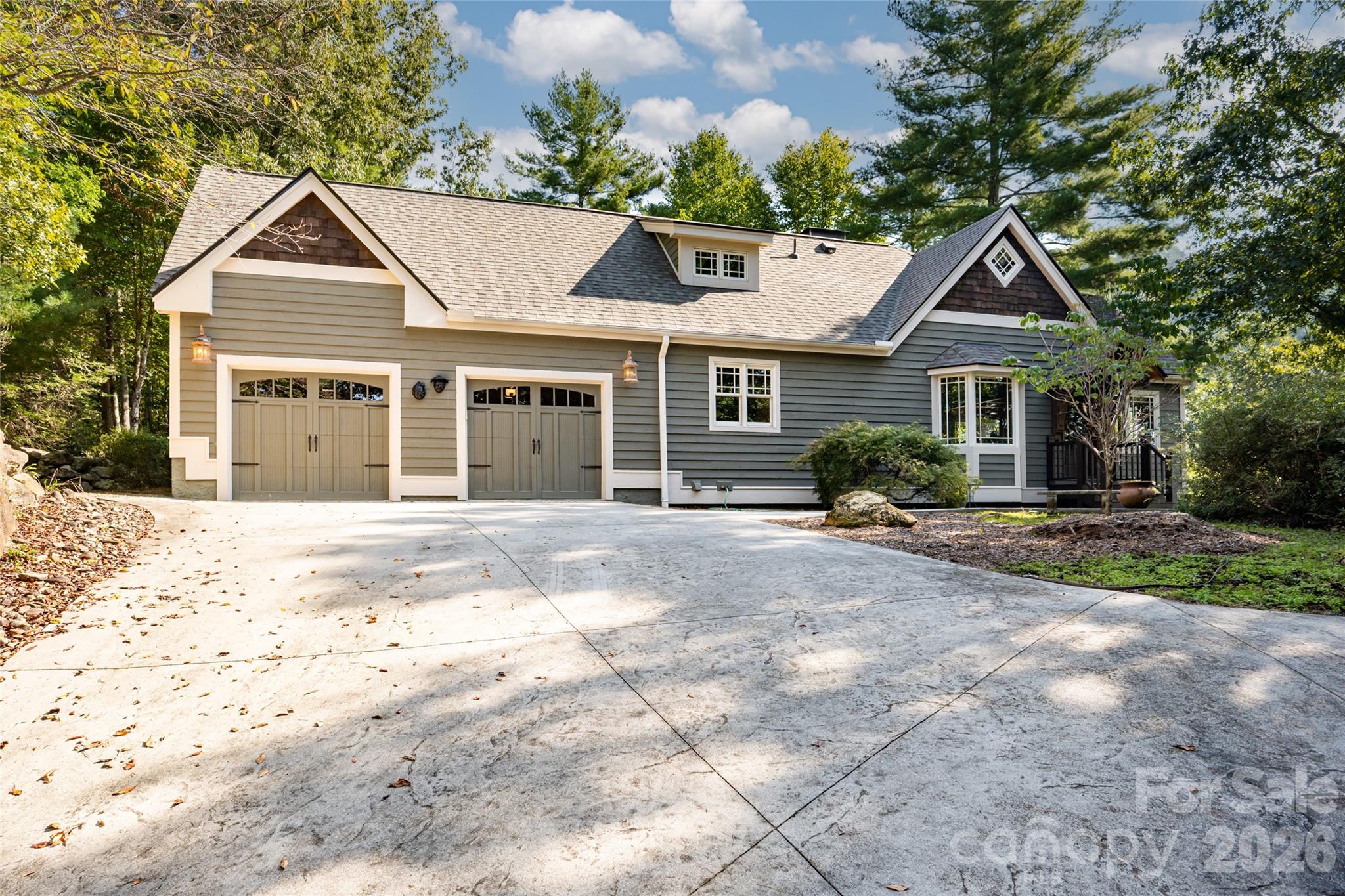 Side view - 2 car garage - 137 Bear Landing Drive, Hendersonville