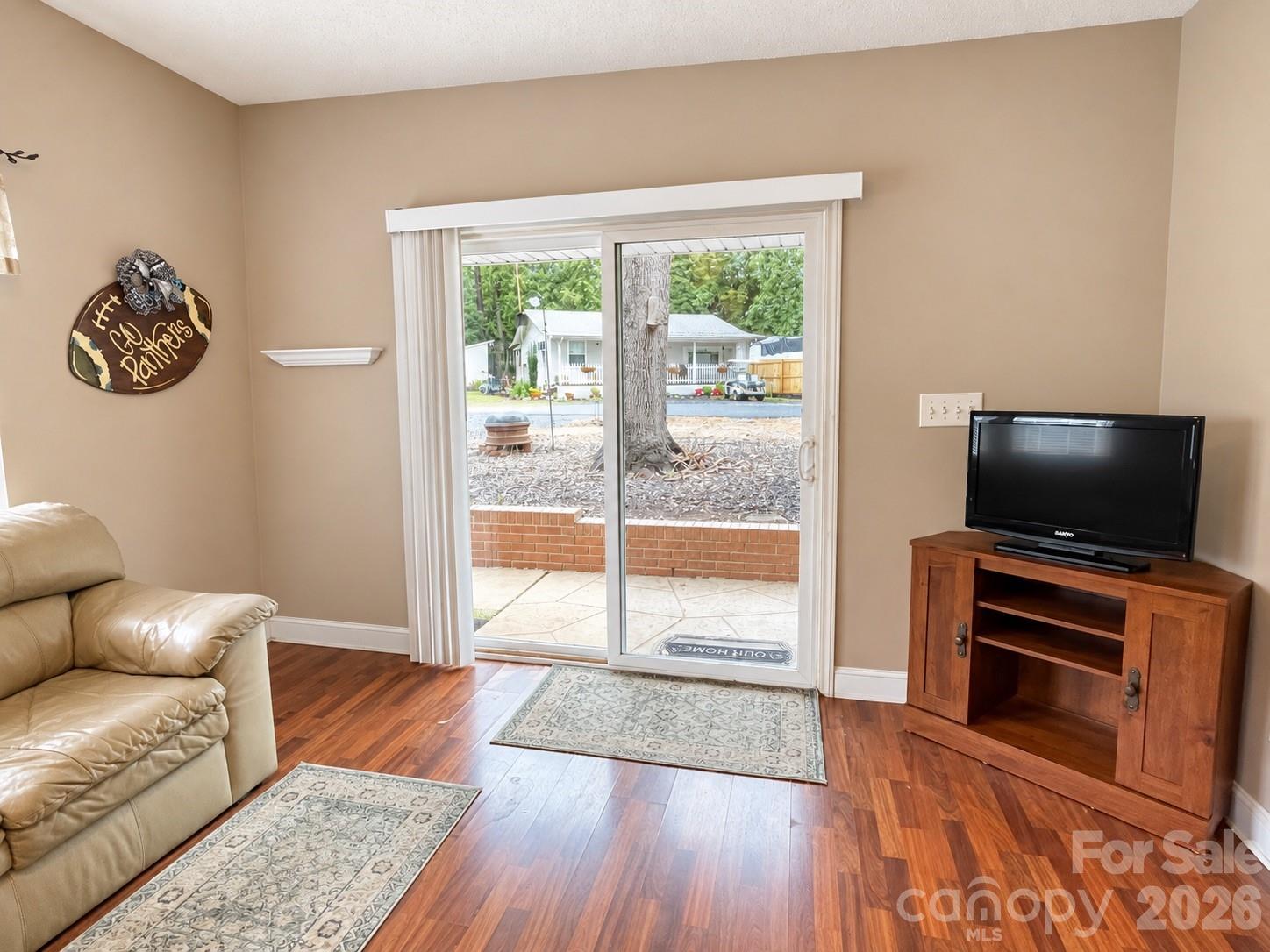 LIVING ROOM - 135 LANDLUBBER Trail, Mount Gilead