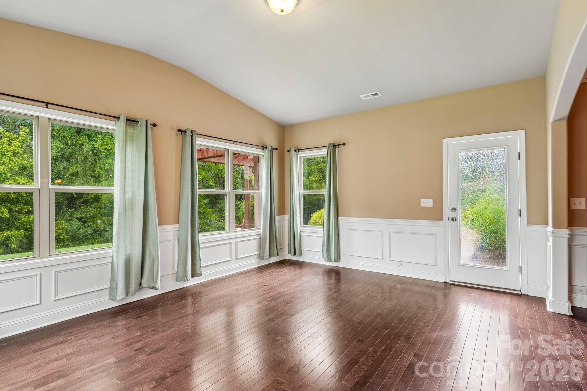 Single Family Residence at 2950 Donegal Drive, Kannapolis, photo 28 of 47