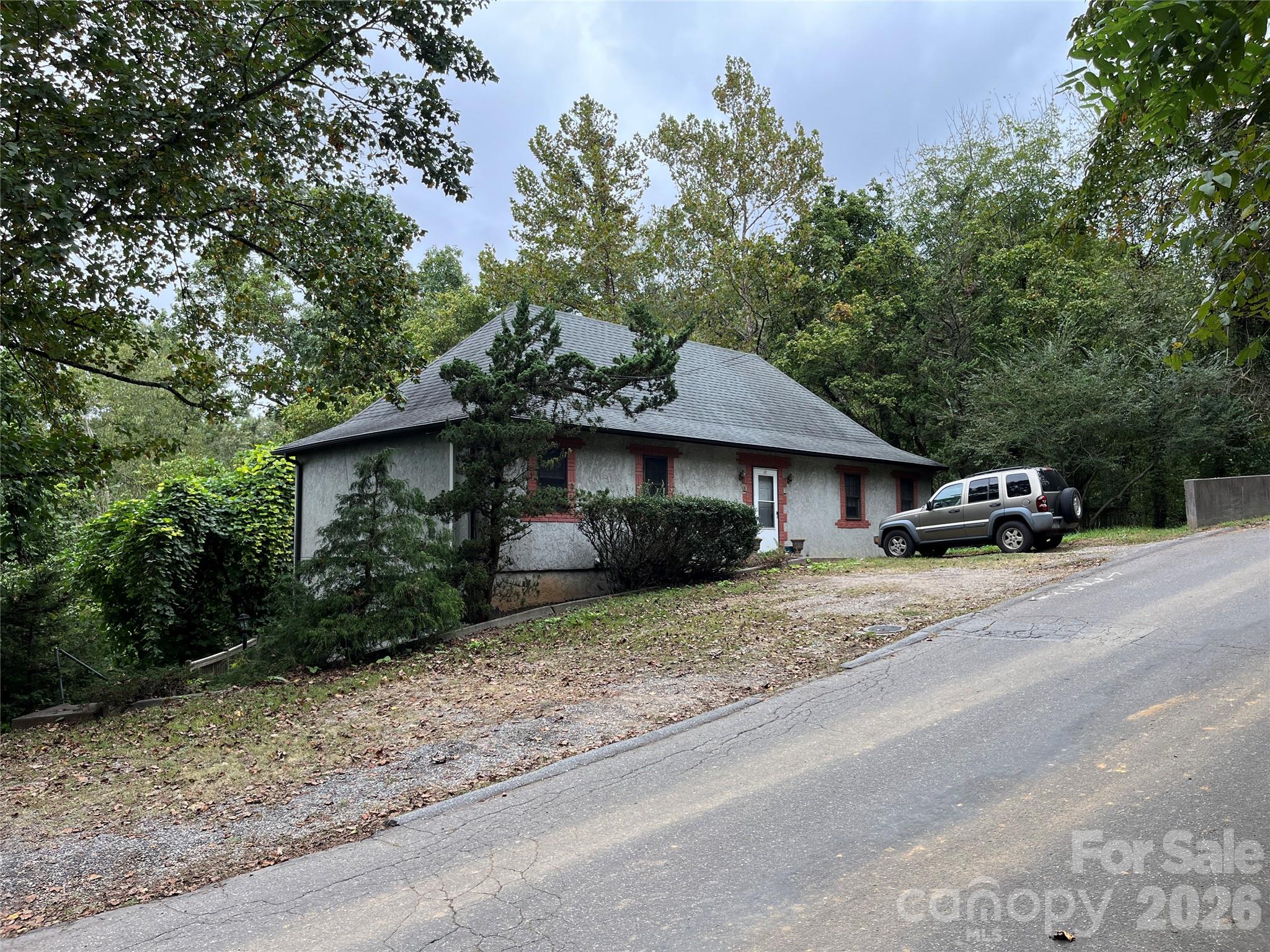 Fourplex at 332 S Beaumont Street, Asheville, photo 14 of 23