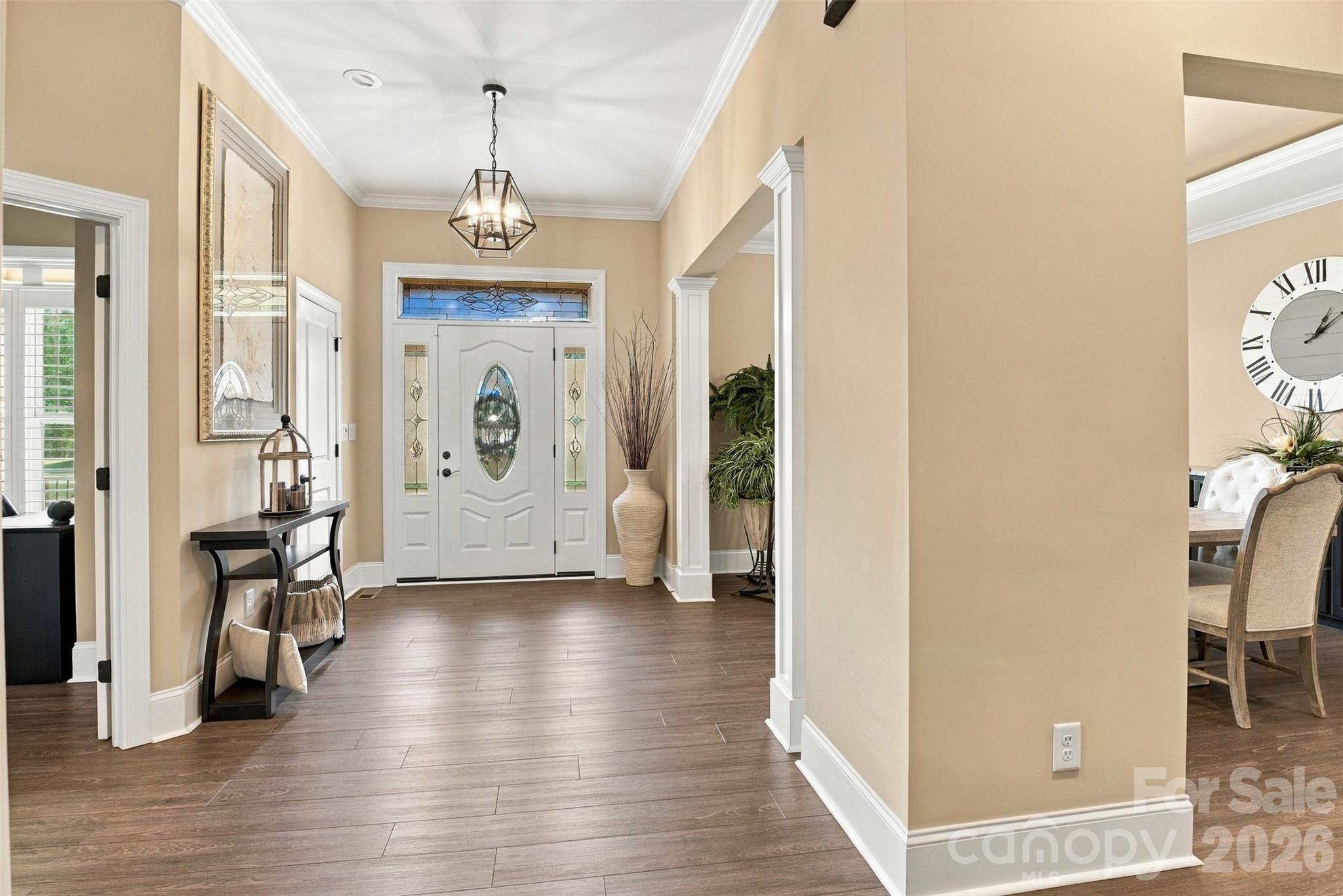 Single Family Residence at 917 Catawba Shores Drive, Rock Hill, photo 3 of 45