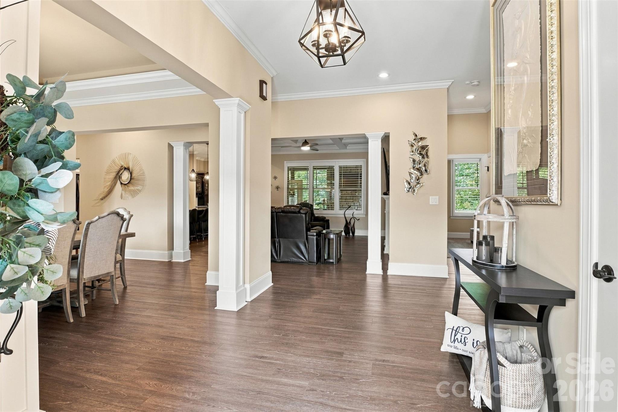 Single Family Residence at 917 Catawba Shores Drive, Rock Hill, photo 4 of 45