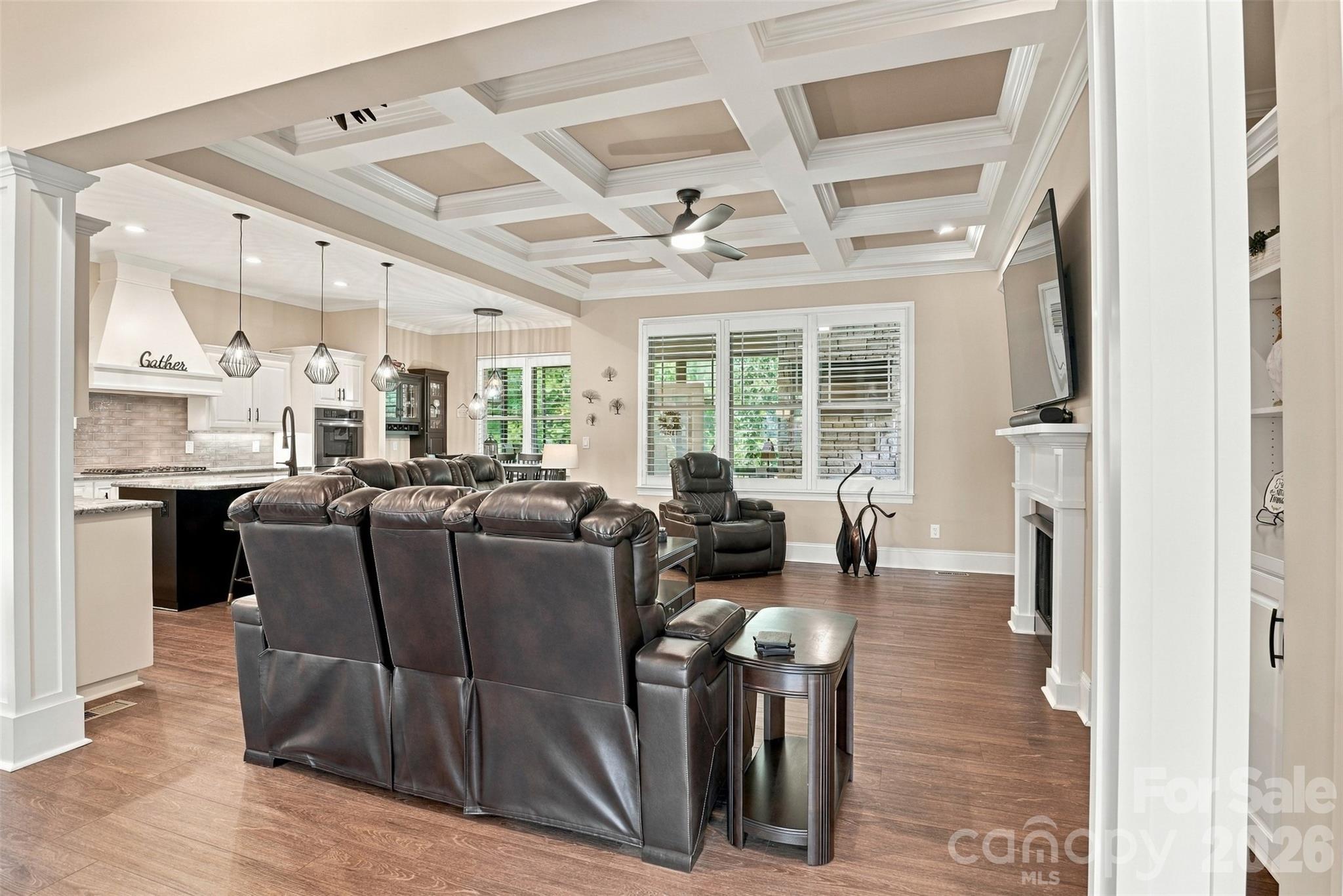 Single Family Residence at 917 Catawba Shores Drive, Rock Hill, photo 7 of 45