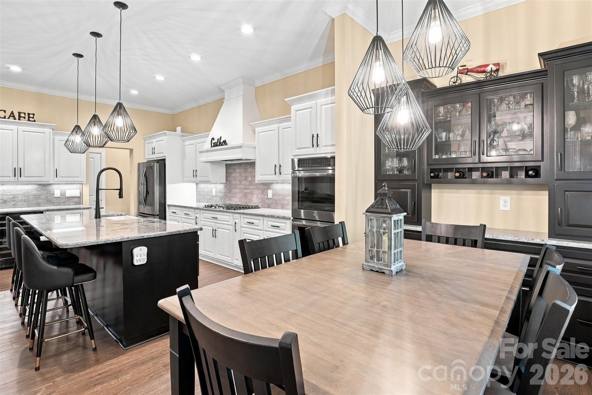 Single Family Residence at 917 Catawba Shores Drive, Rock Hill, photo 13 of 45