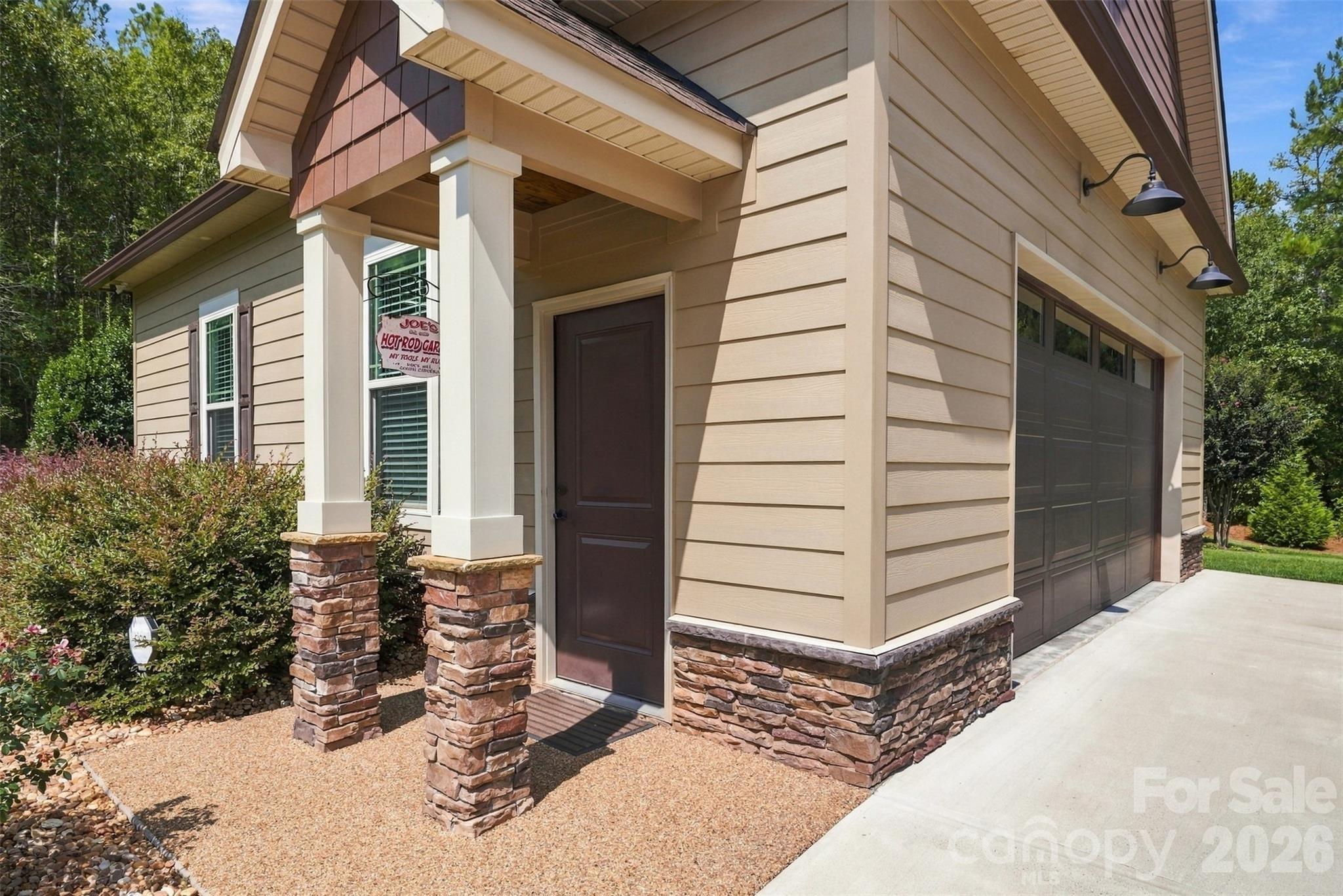 Single Family Residence at 917 Catawba Shores Drive, Rock Hill, photo 31 of 45