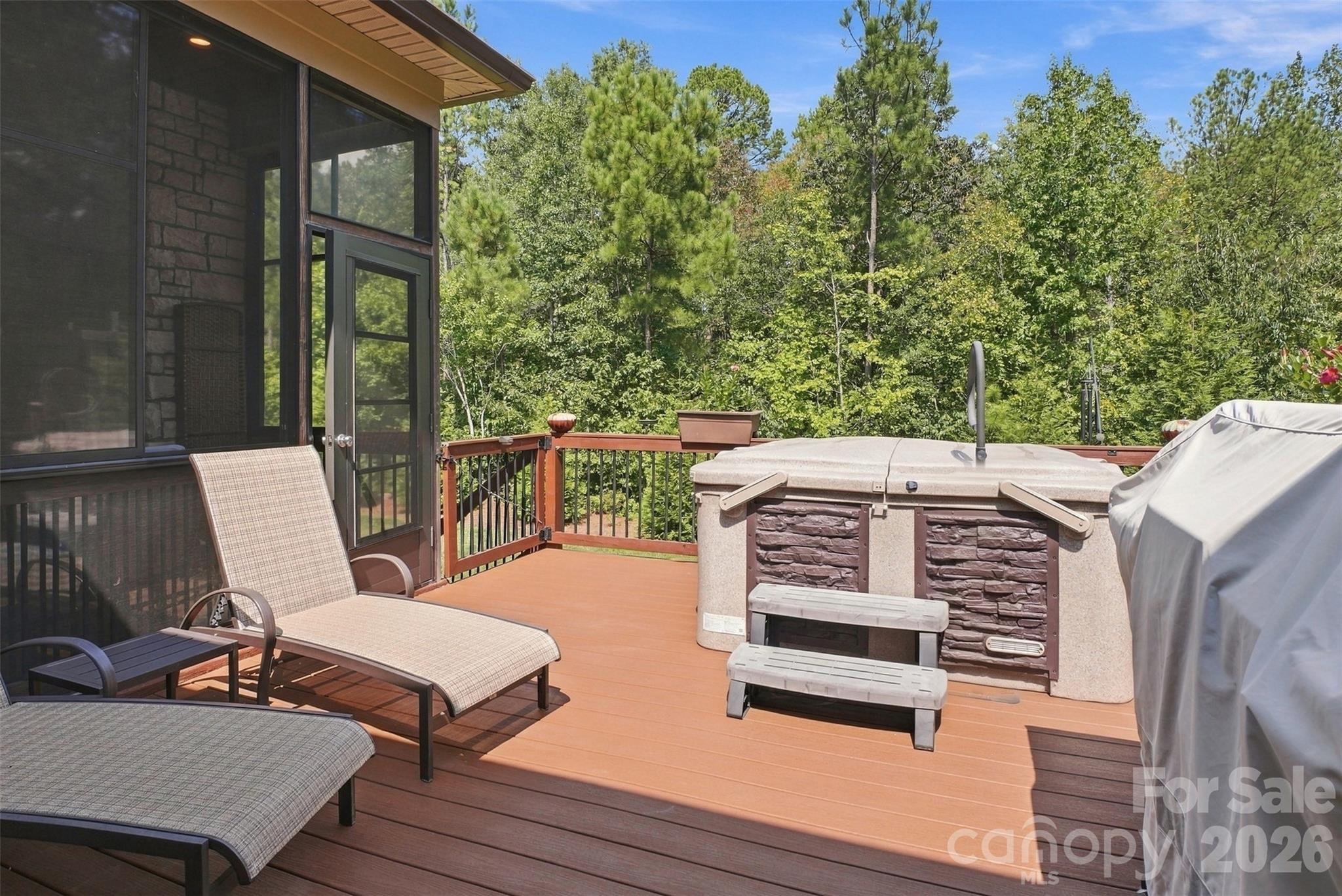 Single Family Residence at 917 Catawba Shores Drive, Rock Hill, photo 40 of 45