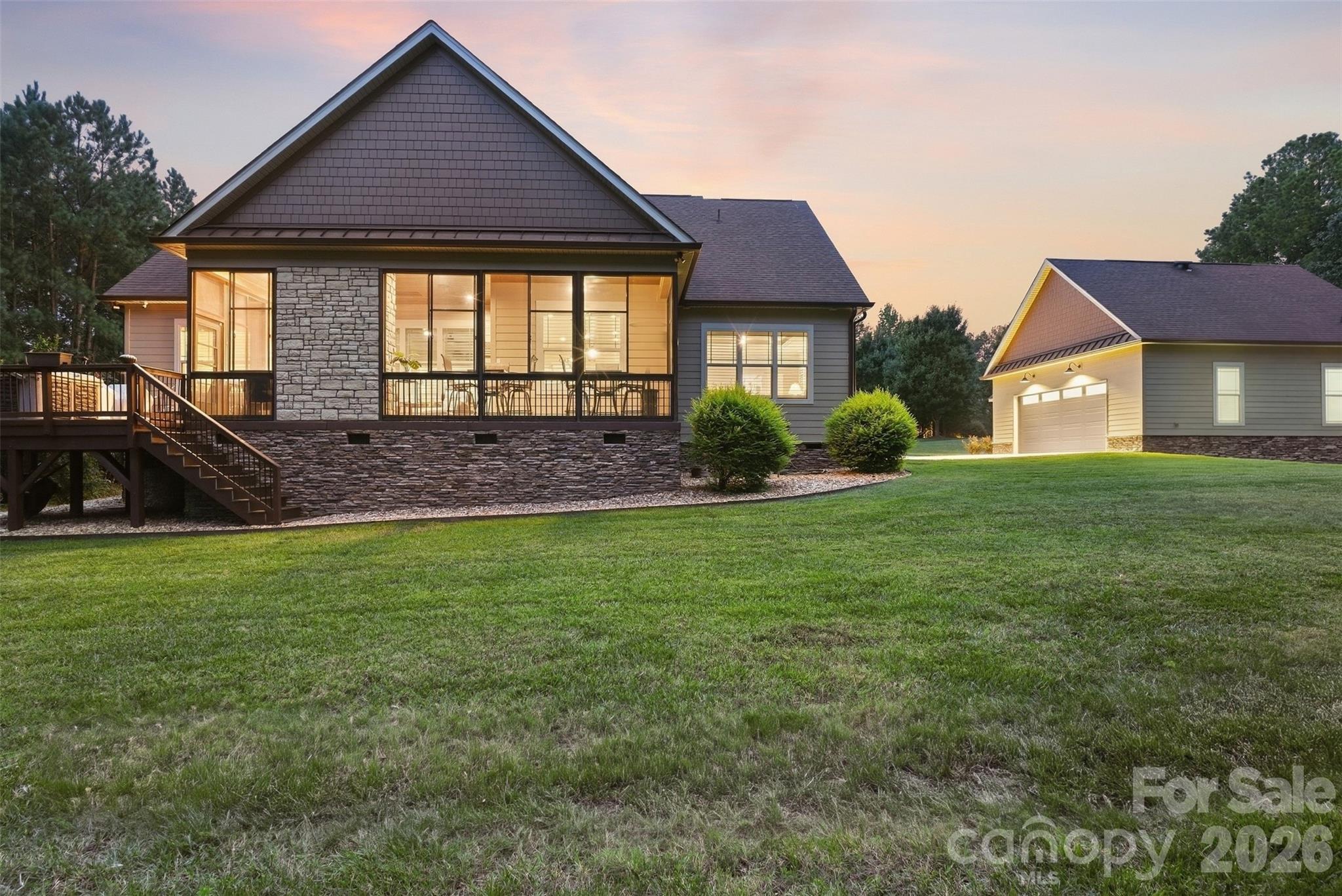 Single Family Residence at 917 Catawba Shores Drive, Rock Hill, photo 41 of 45