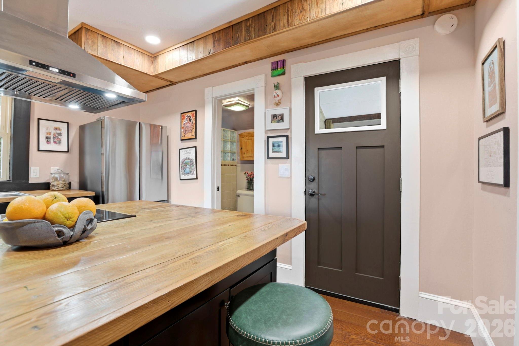 Single Family Residence at 60 Roberts Street, Asheville, photo 7 of 45