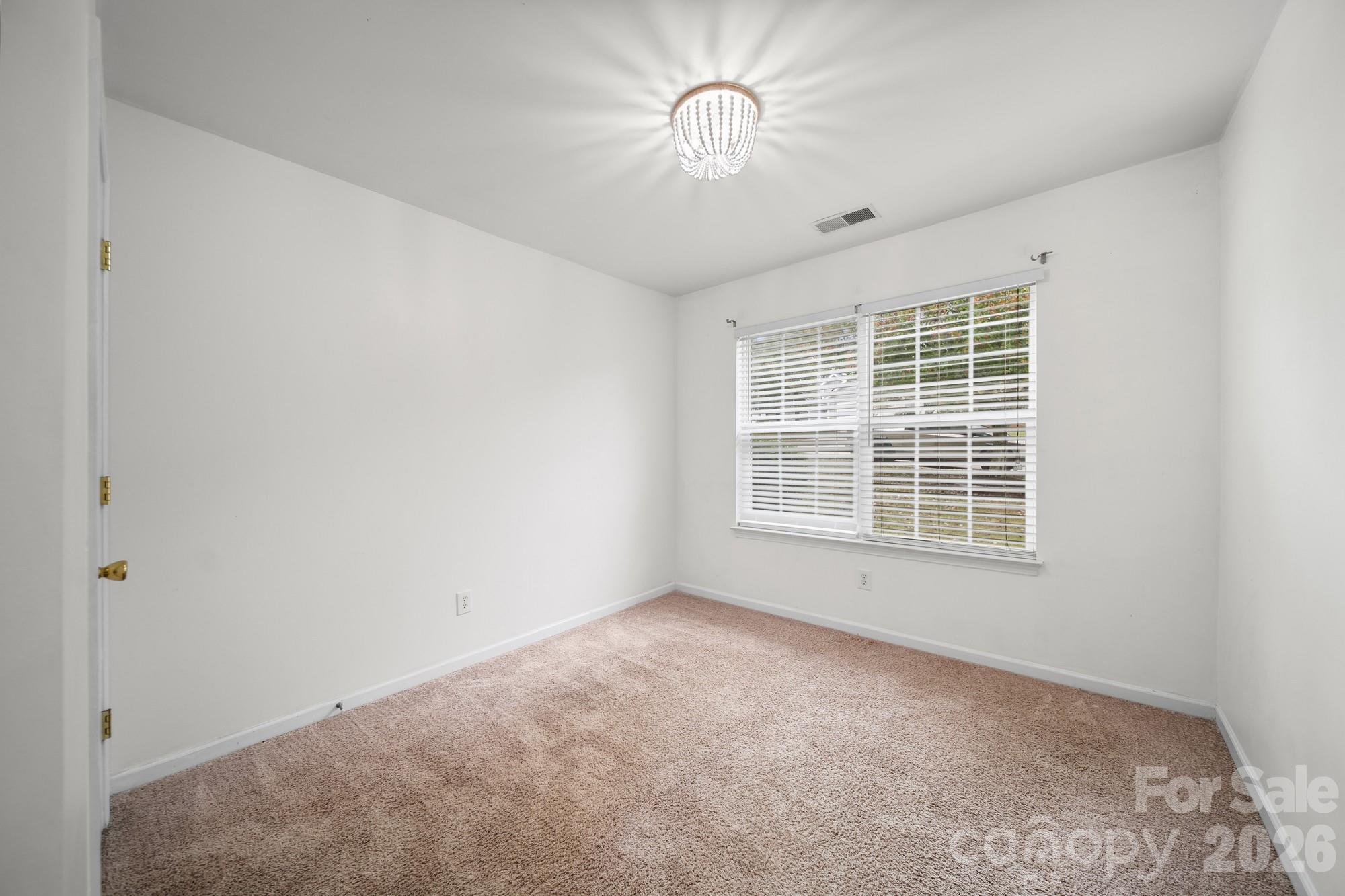 Single Family Residence at 1405 Spring View Court, Rock Hill, photo 17 of 28