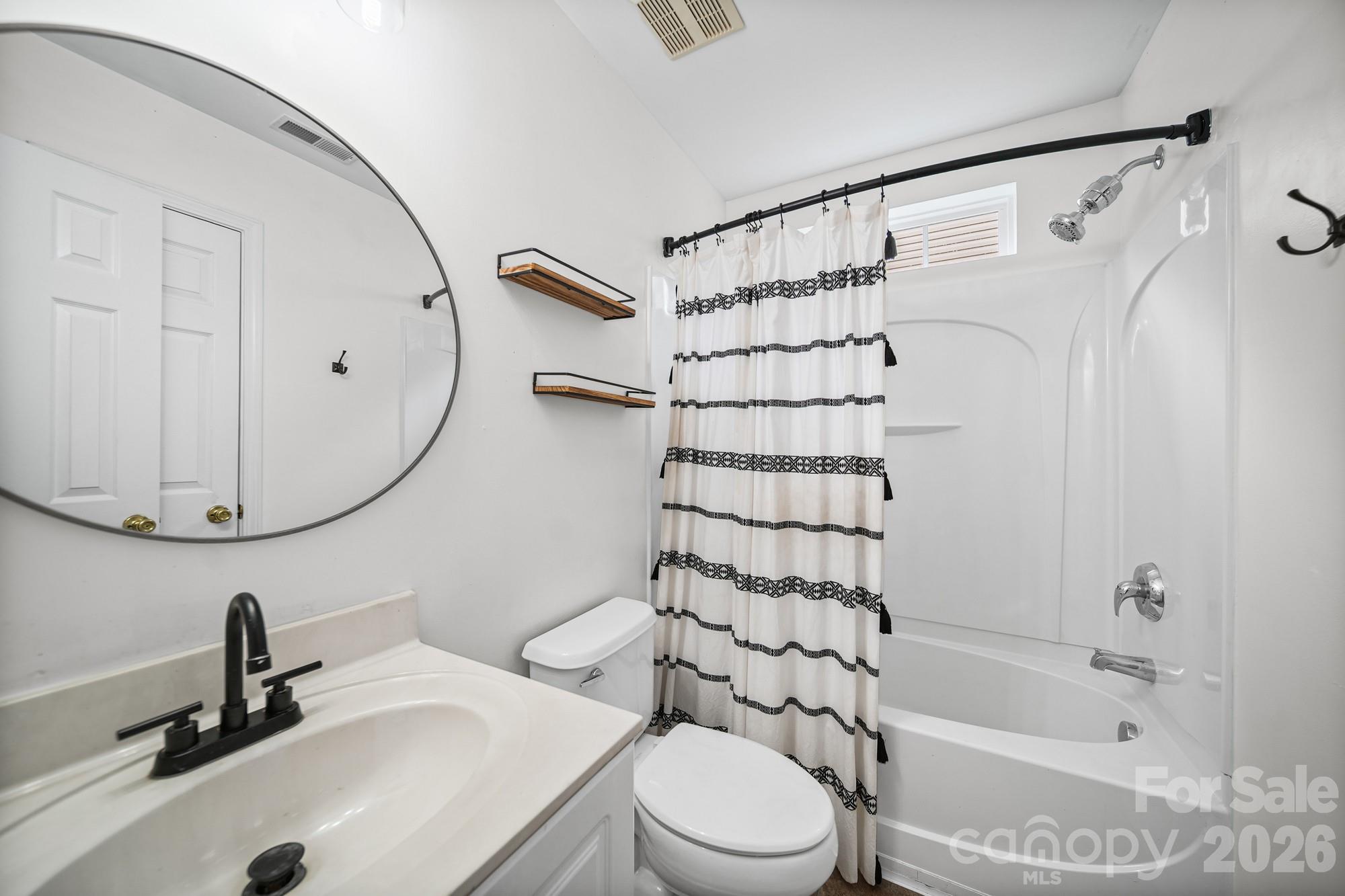 Single Family Residence at 1405 Spring View Court, Rock Hill, photo 20 of 28