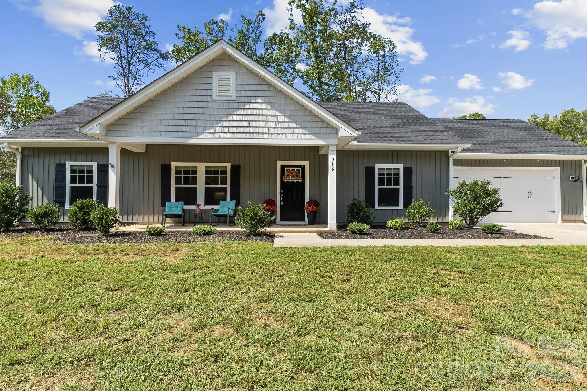 916 Westminster Drive
