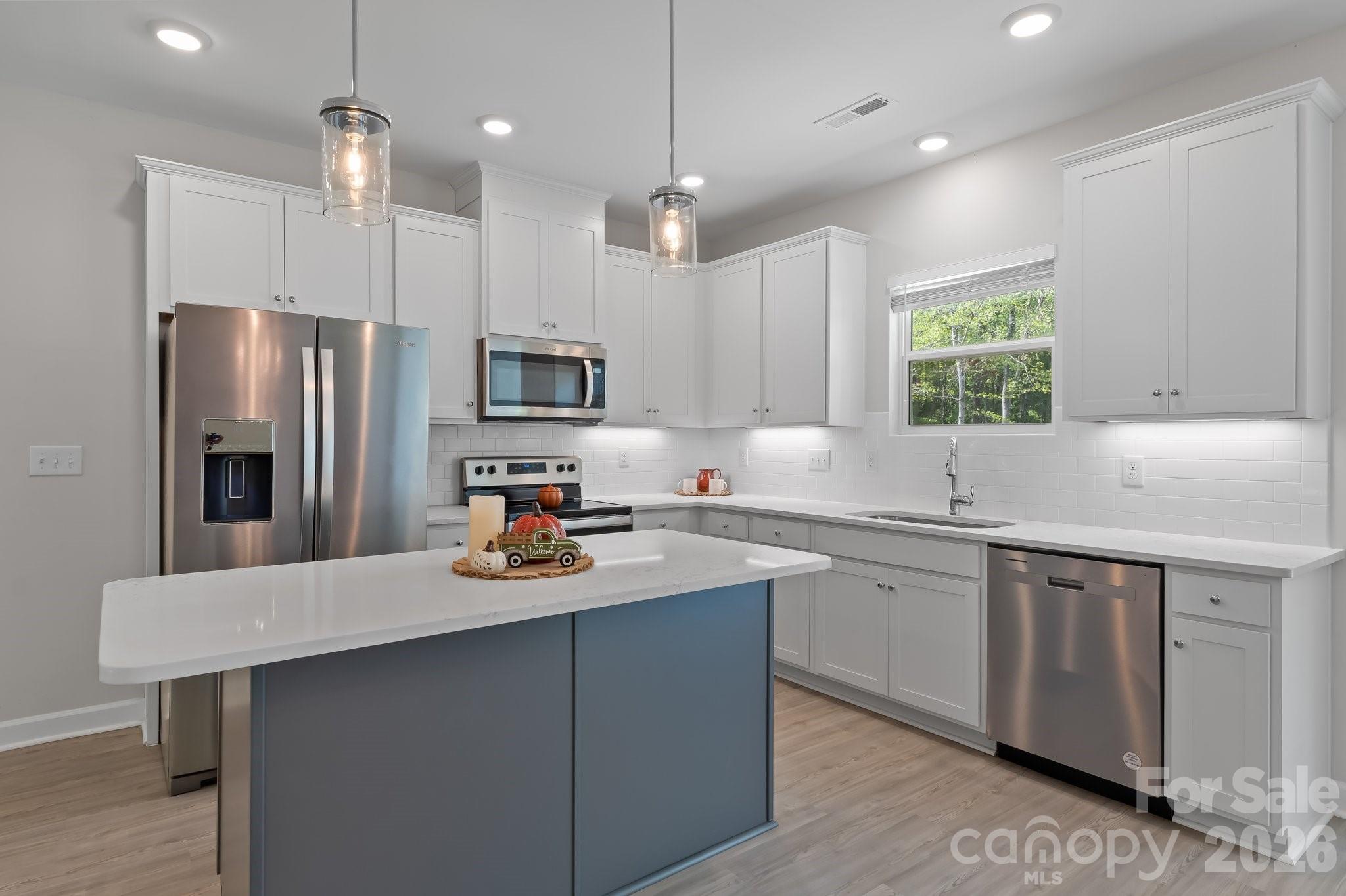 kitchen - 916 Westminster Drive, Statesville