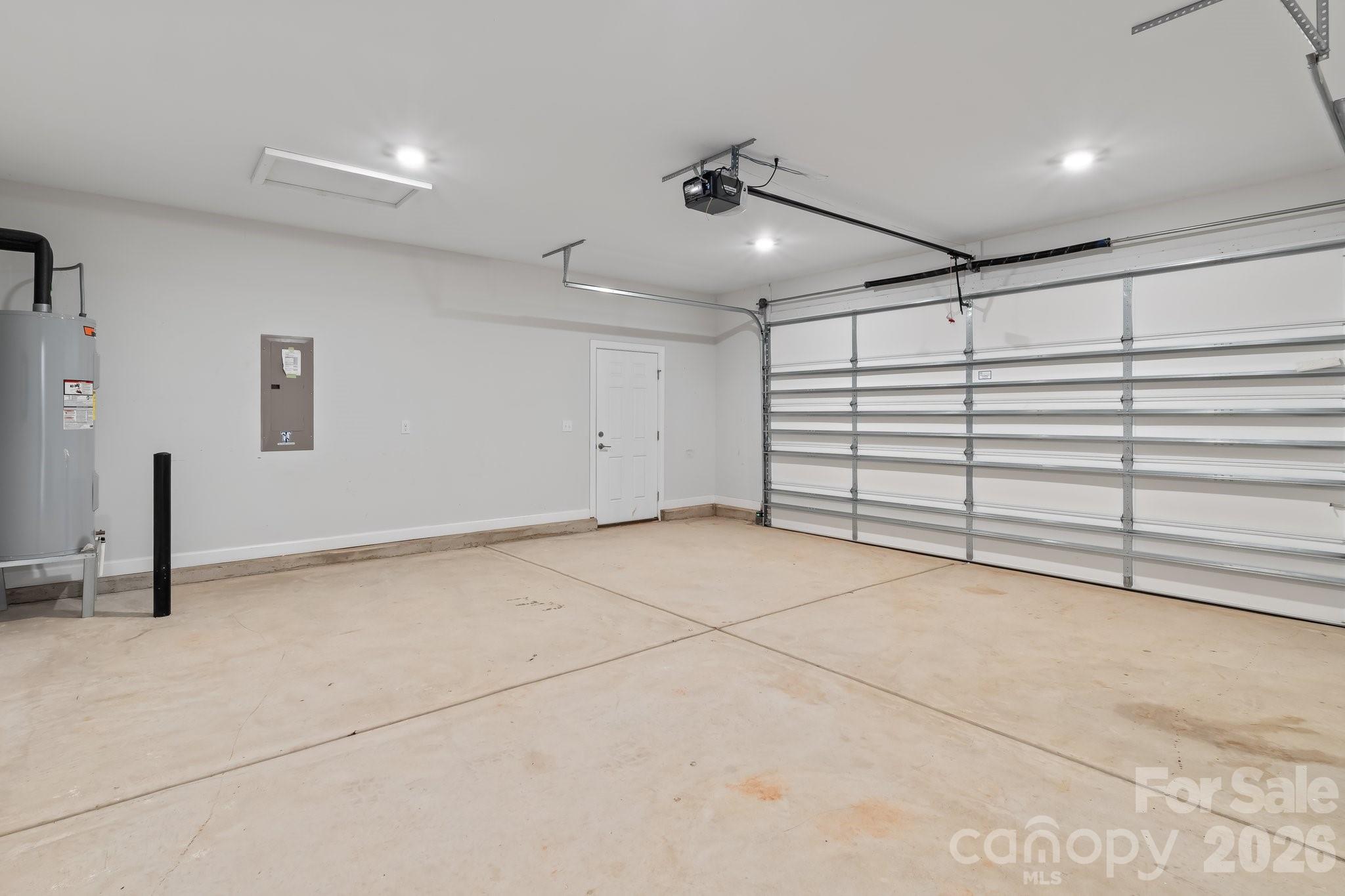 garage - 916 Westminster Drive, Statesville