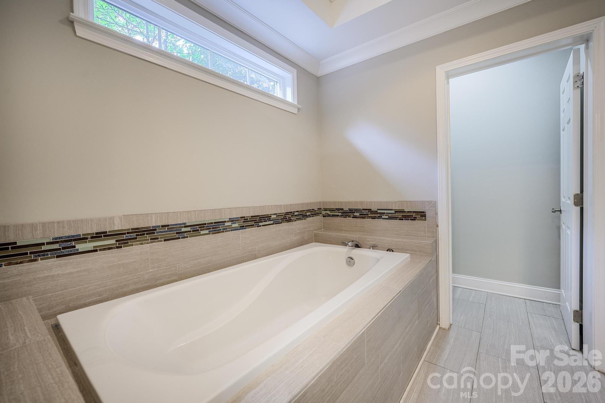Primary Bath Soaking Tub - 519 Union Street S, Concord