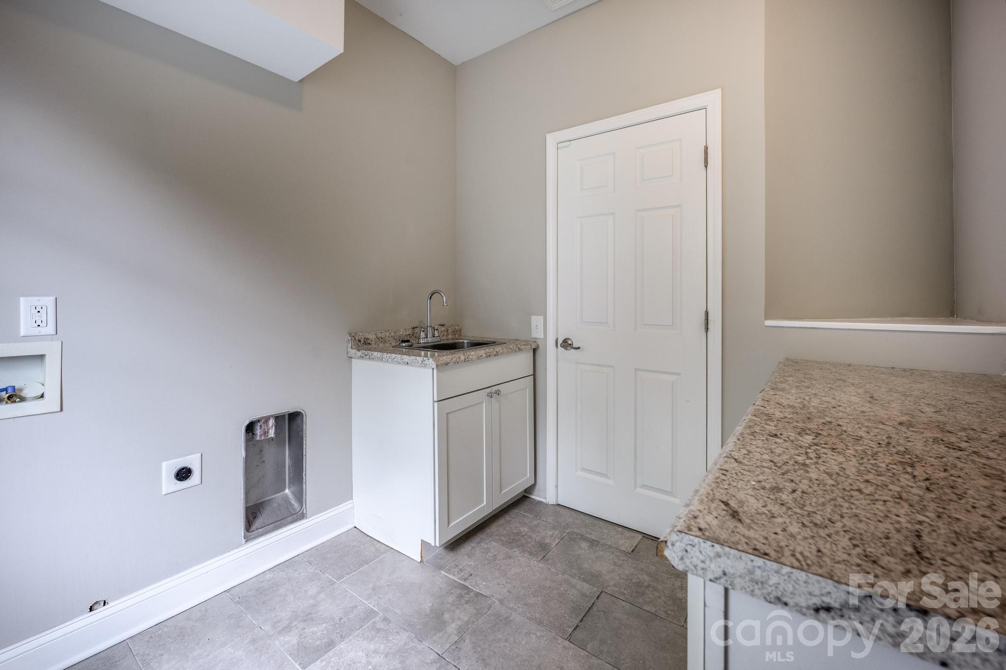 Laundry Room - 519 Union Street S, Concord
