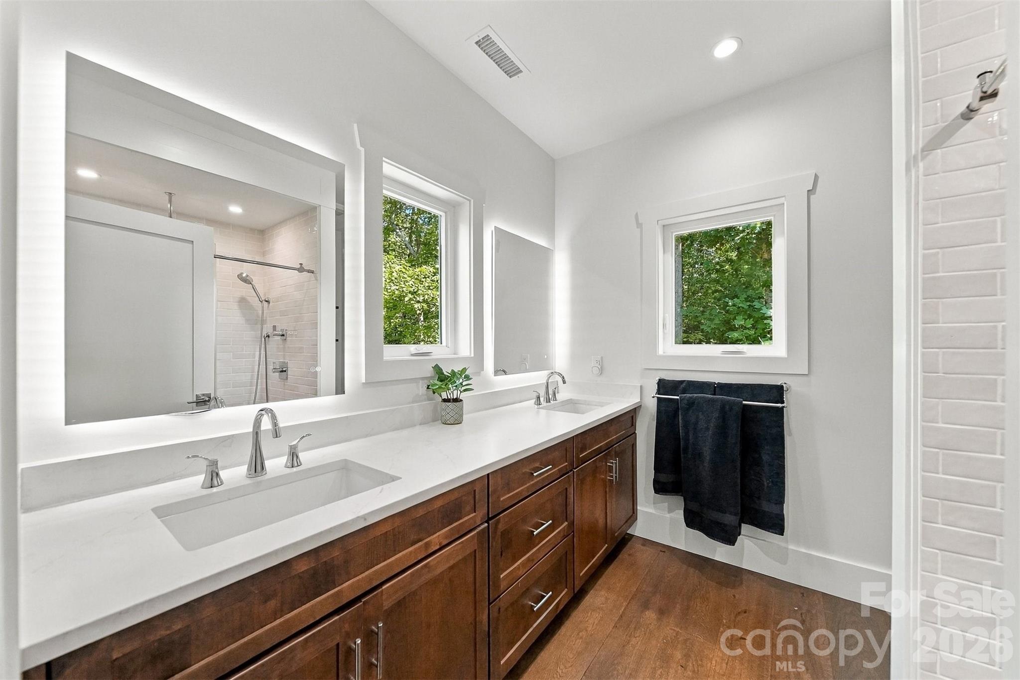 Primary Suite - 217 Sycamore Drive, Nebo