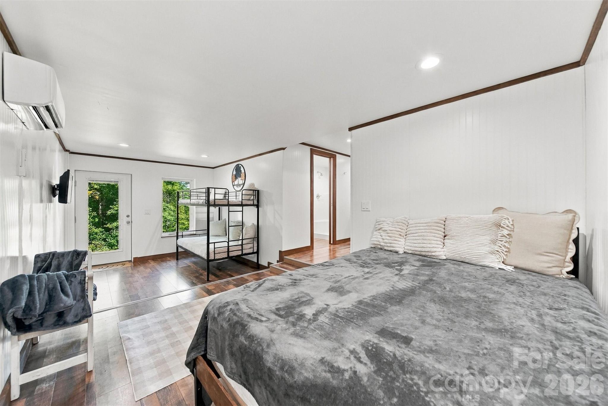 2nd living quarters - 217 Sycamore Drive, Nebo