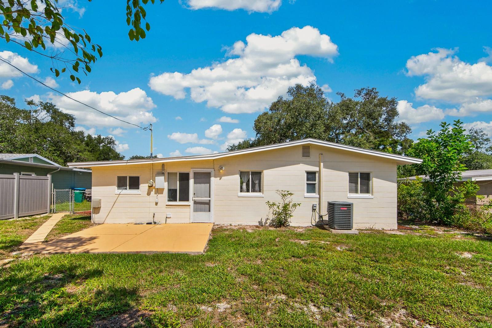 Single Family Residence at 10840 50TH AVE N, ST PETERSBURG, photo 34 of 42