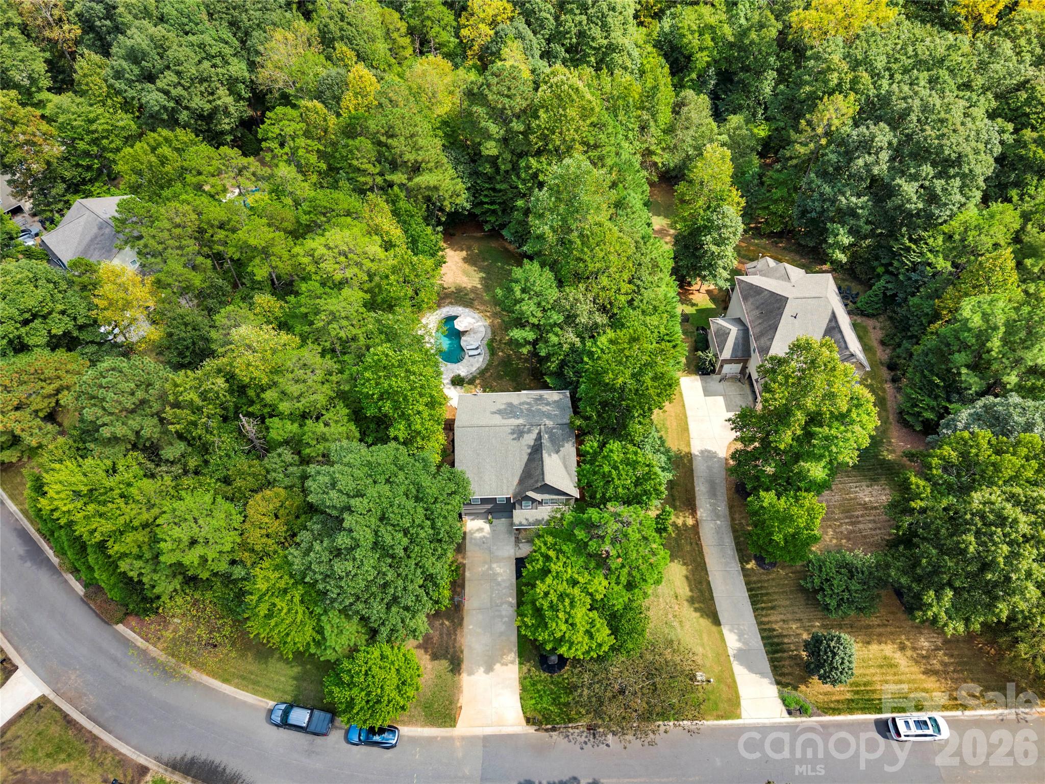 Single Family Residence at 1324 Huntcliff Drive, Waxhaw, photo 5 of 47