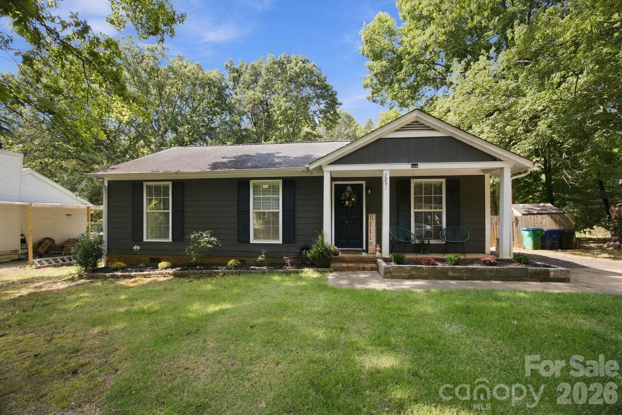 Single Family Residence at 7201 Lancashire Drive, Mint Hill, photo 2 of 19