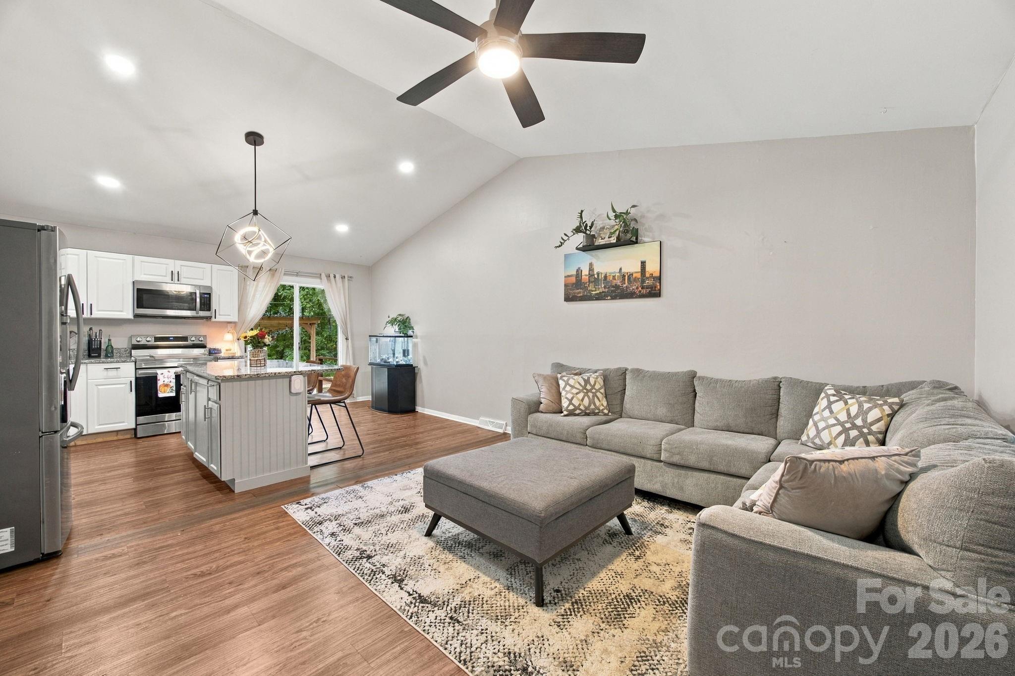Single Family Residence at 7201 Lancashire Drive, Mint Hill, photo 3 of 19