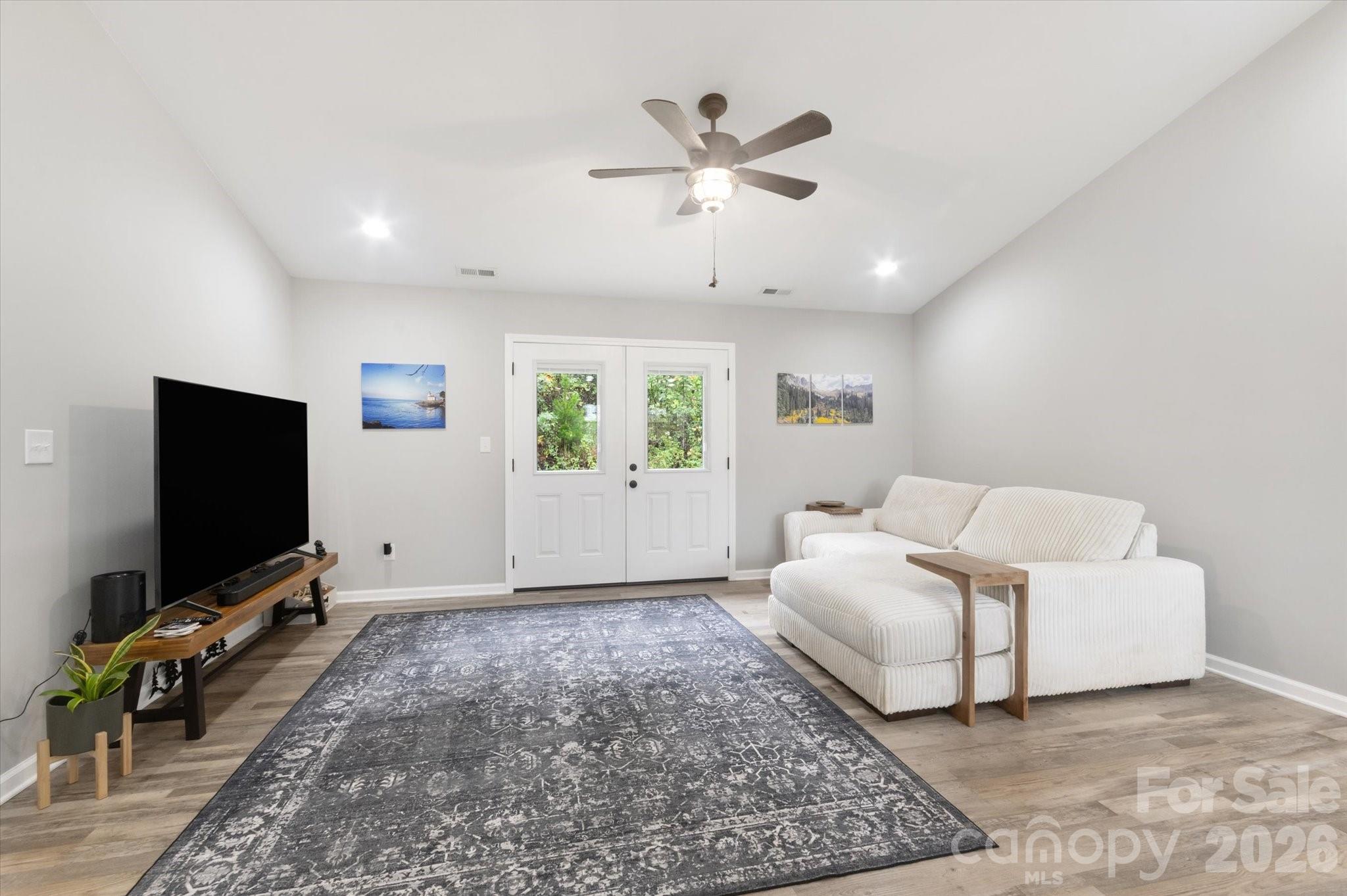Single Family Residence at 62 Mountain Springs Drive, Nebo, photo 10 of 34