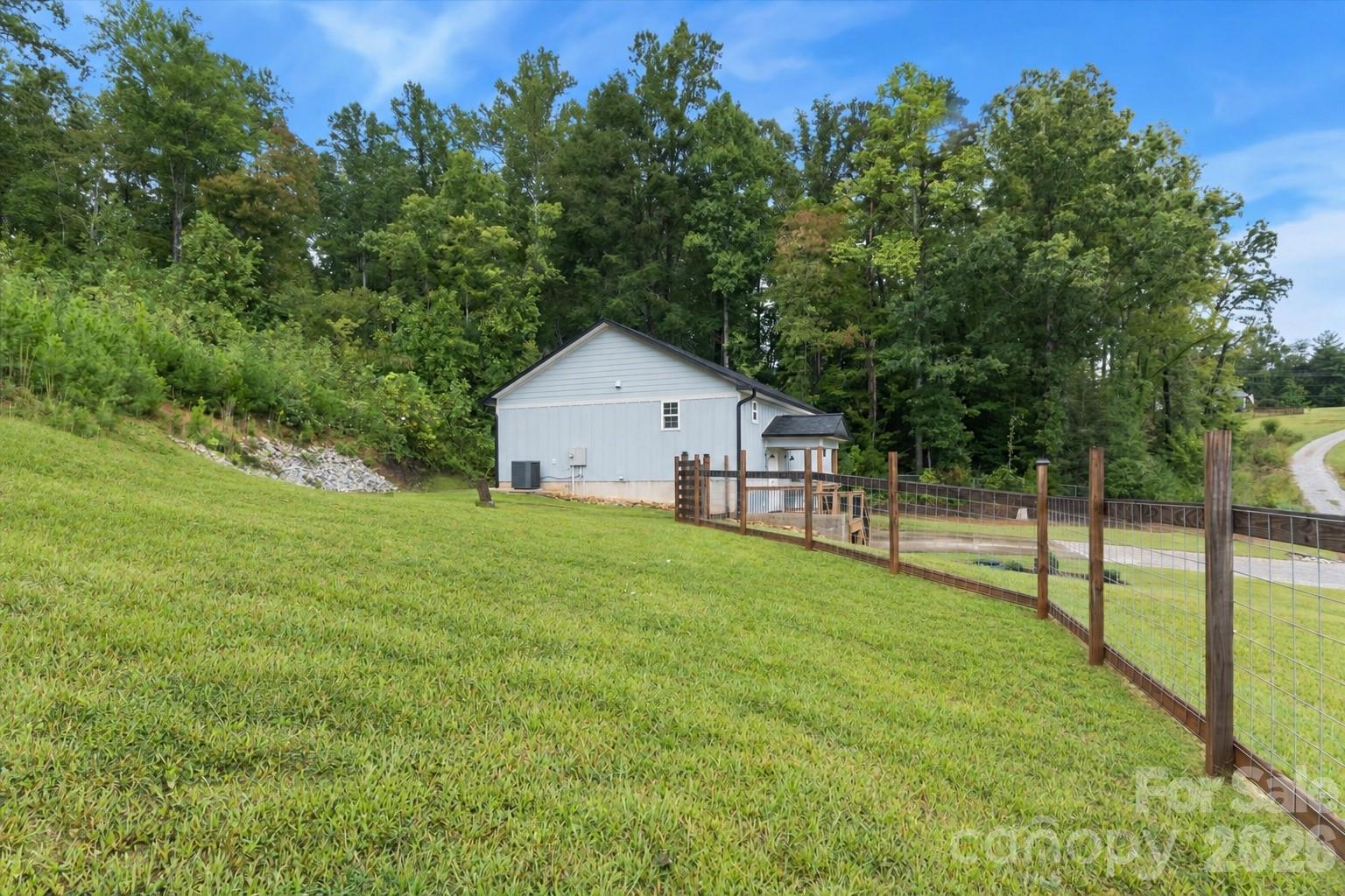 Single Family Residence at 62 Mountain Springs Drive, Nebo, photo 33 of 34