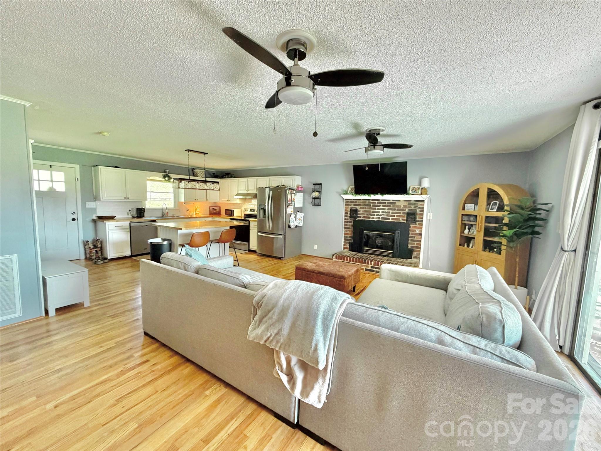 Single Family Residence at 390 Hickory Hill Drive, Spruce Pine, photo 9 of 21