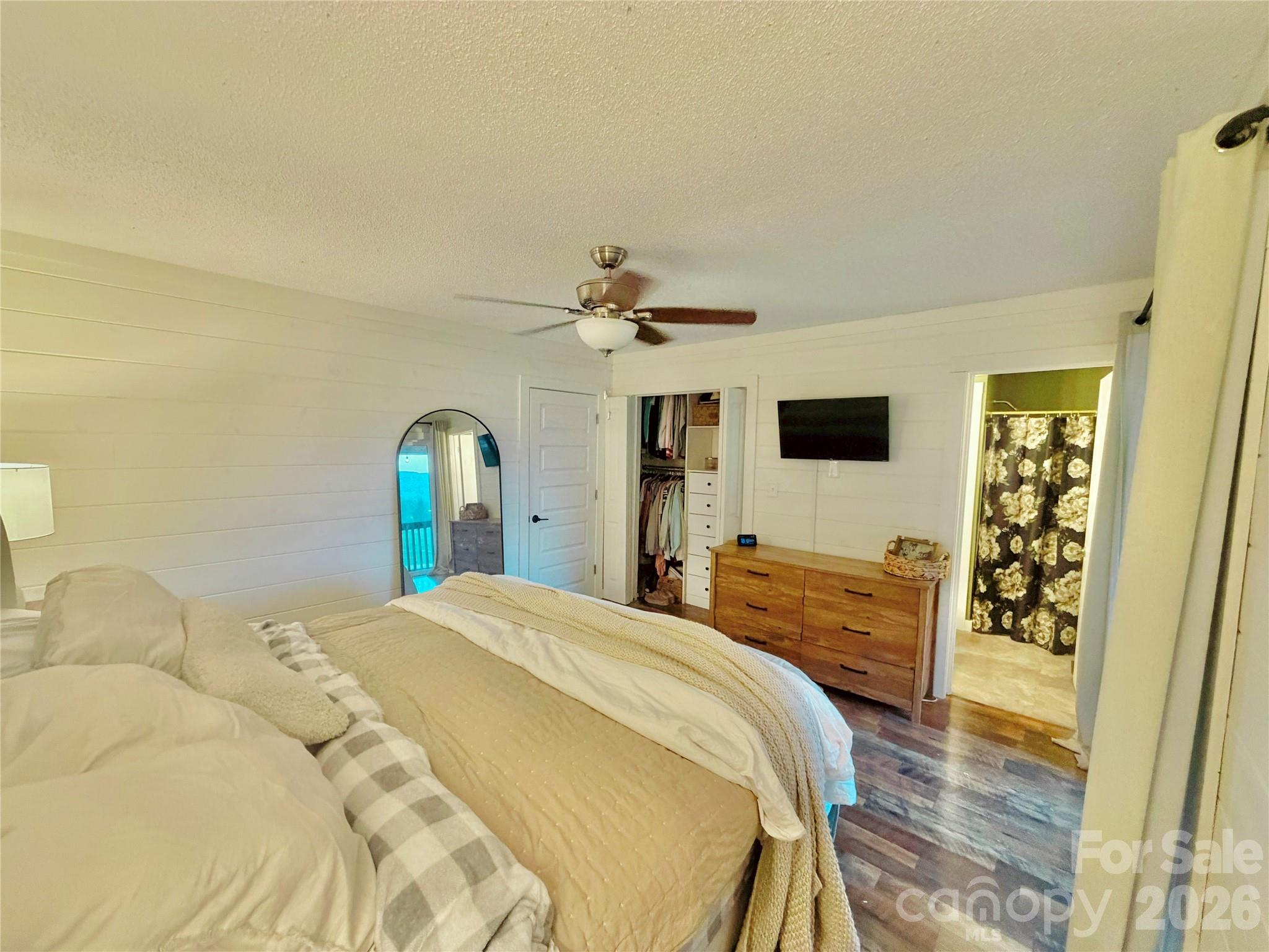 Single Family Residence at 390 Hickory Hill Drive, Spruce Pine, photo 12 of 21