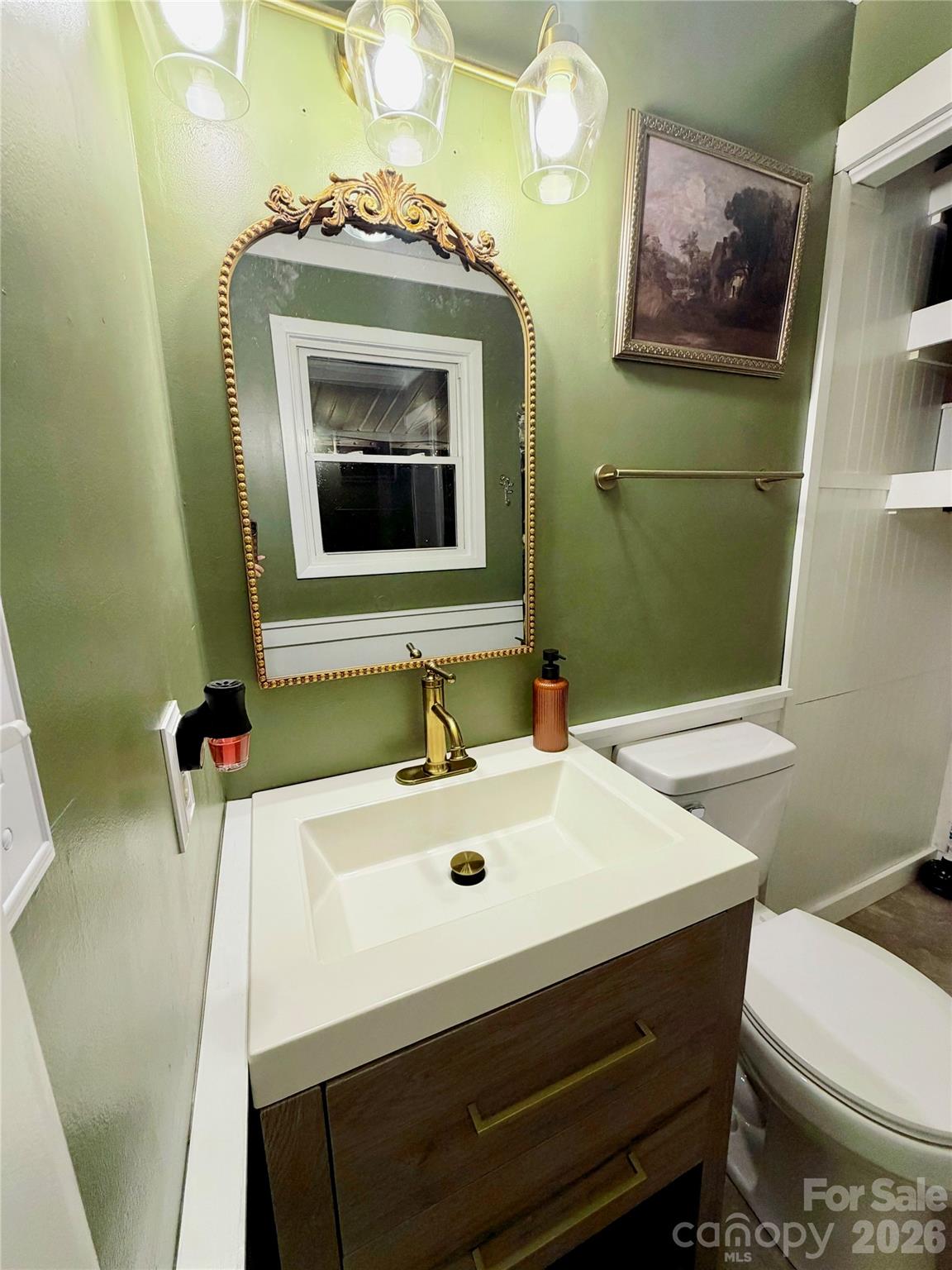 Single Family Residence at 390 Hickory Hill Drive, Spruce Pine, photo 14 of 21