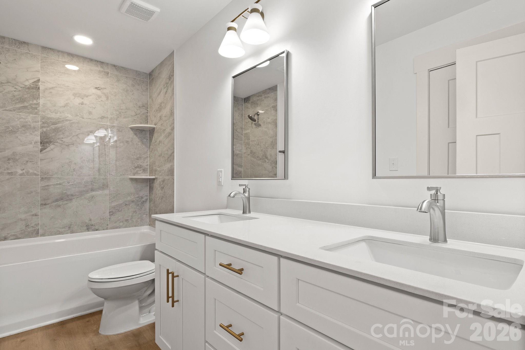 Primary bathroom - 137 McCorkle Street, York