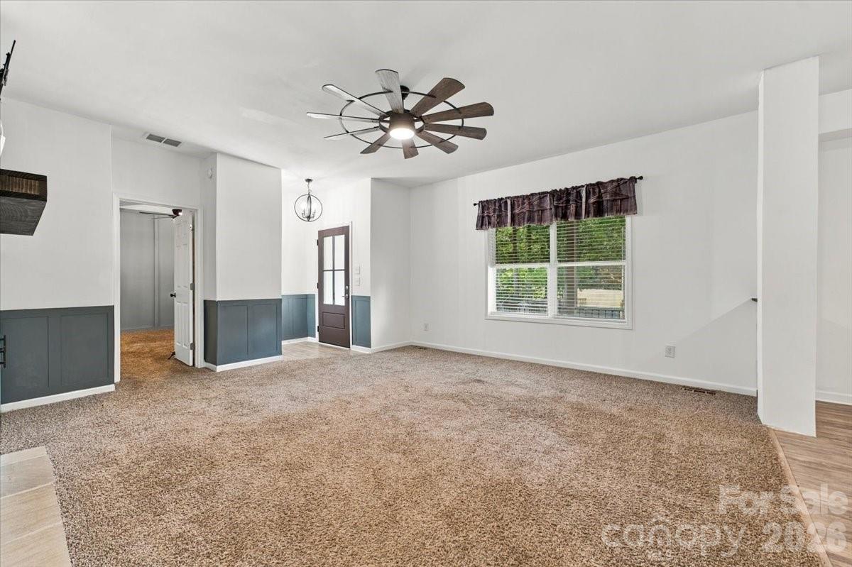 Single Family Residence at 2481 Shelton Avenue, Statesville, photo 10 of 44