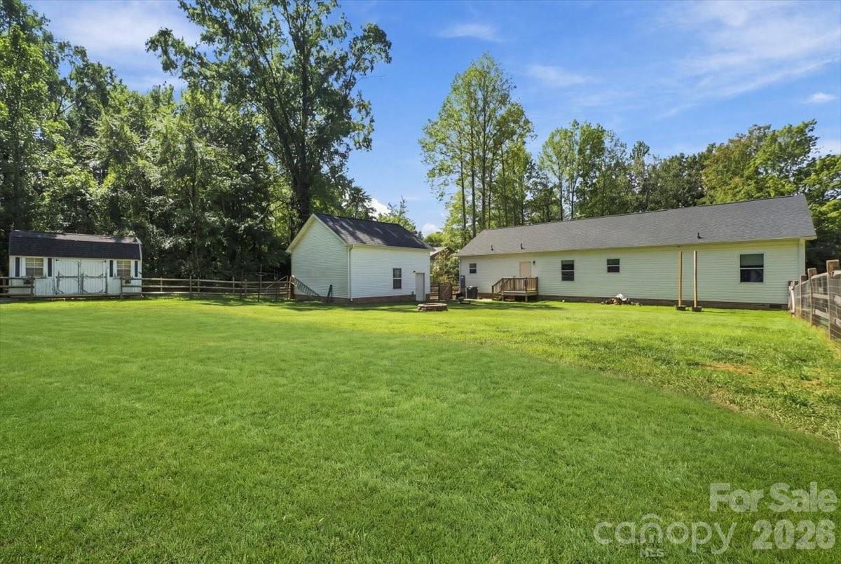 Single Family Residence at 2481 Shelton Avenue, Statesville, photo 39 of 44