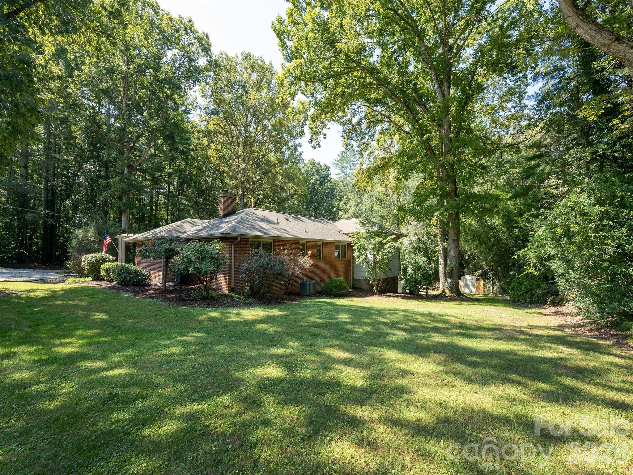 Single Family Residence at 275 S Rugby Road, Hendersonville, photo 37 of 41