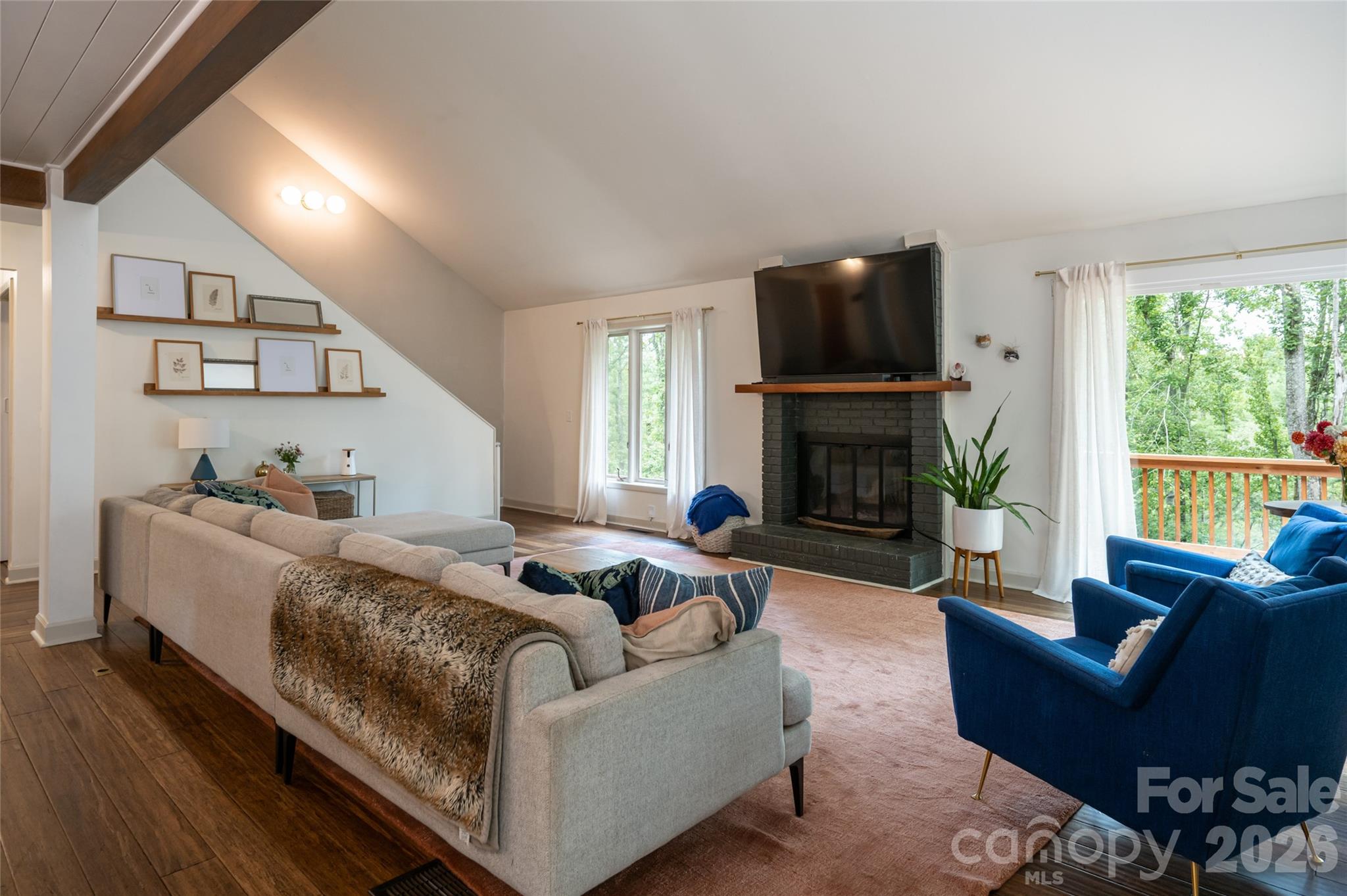 Single Family Residence at 93 White Pine Drive, Fletcher, photo 12 of 46