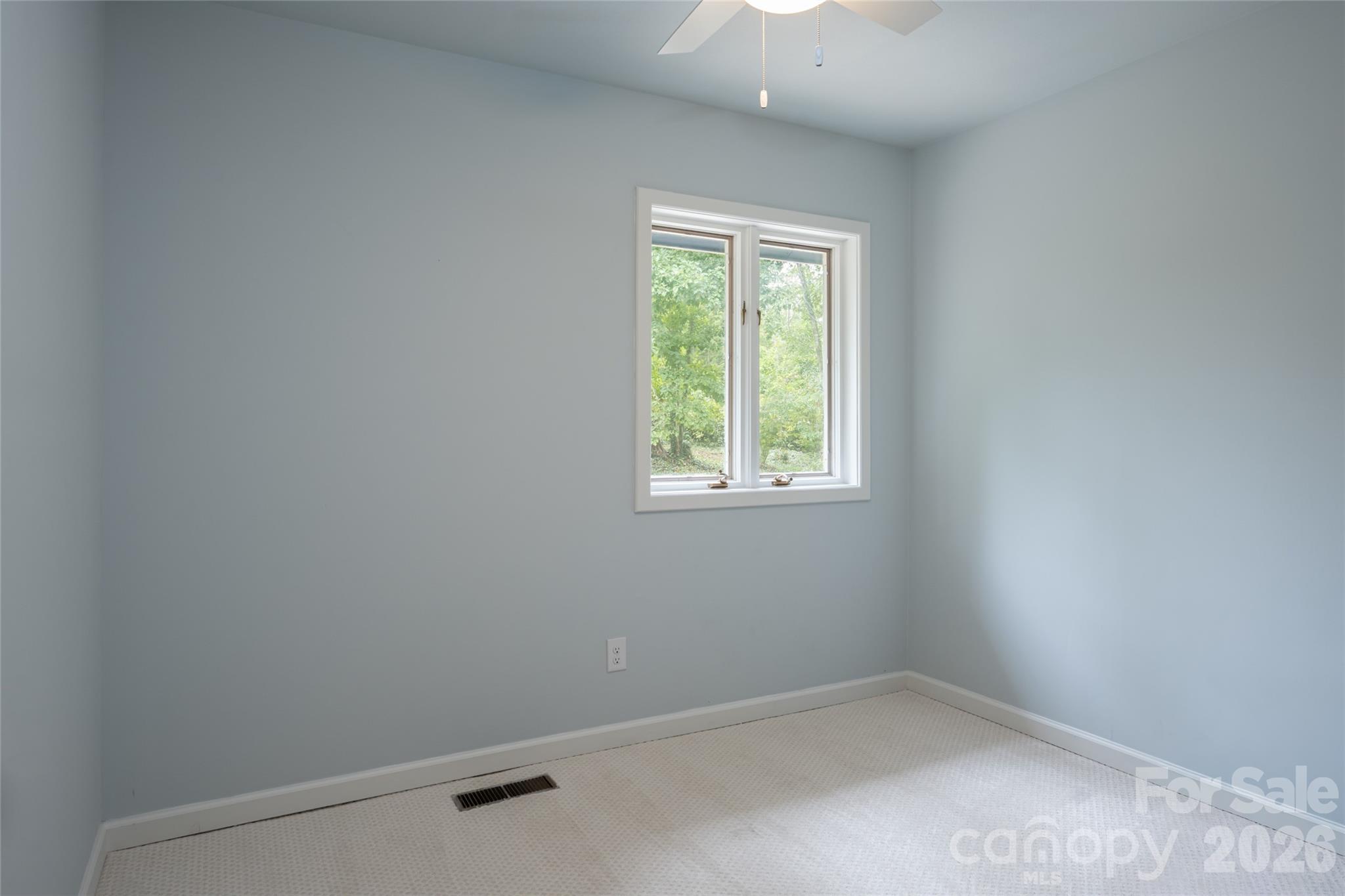 Single Family Residence at 93 White Pine Drive, Fletcher, photo 30 of 46