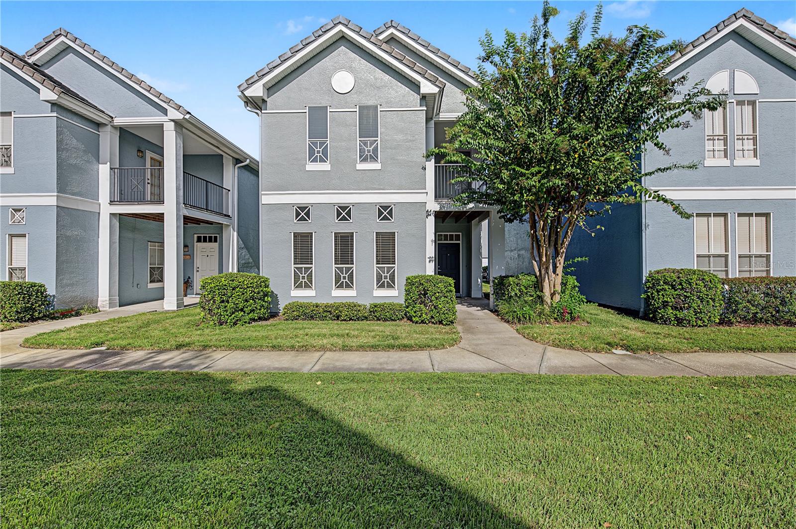 4006 CARROLLWOOD PALM CT